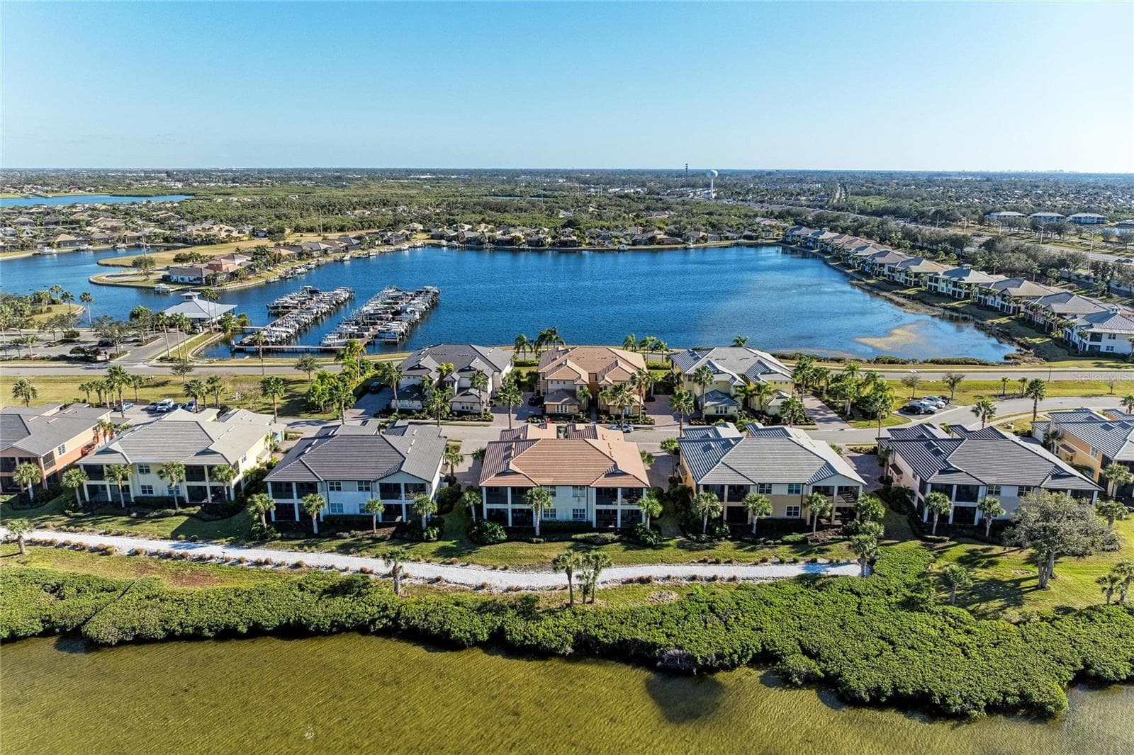 Condominium at 1246 RIVERSCAPE ST, BRADENTON, photo 57 of 77