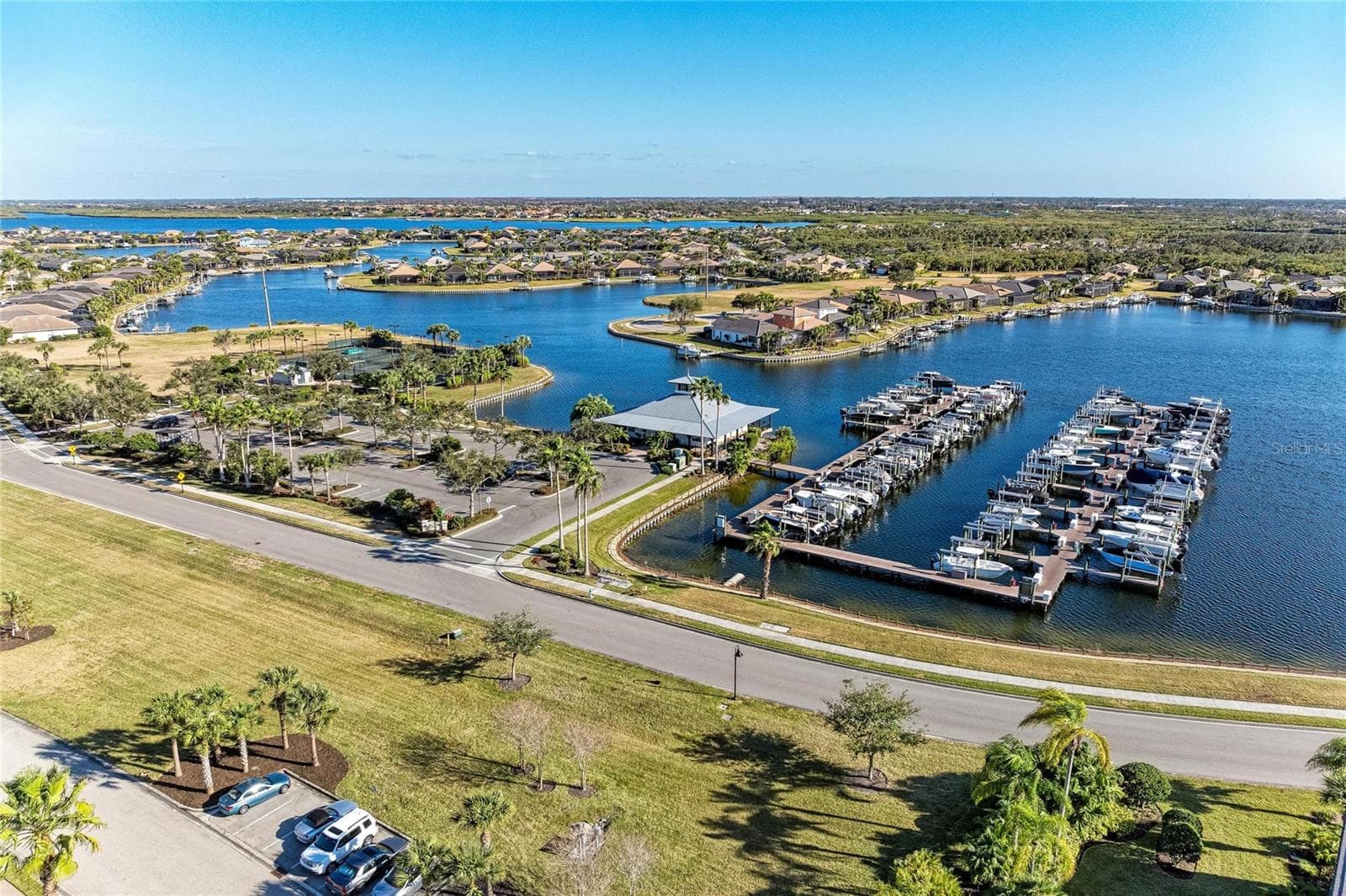 Condominium at 1246 RIVERSCAPE ST, BRADENTON, photo 64 of 77