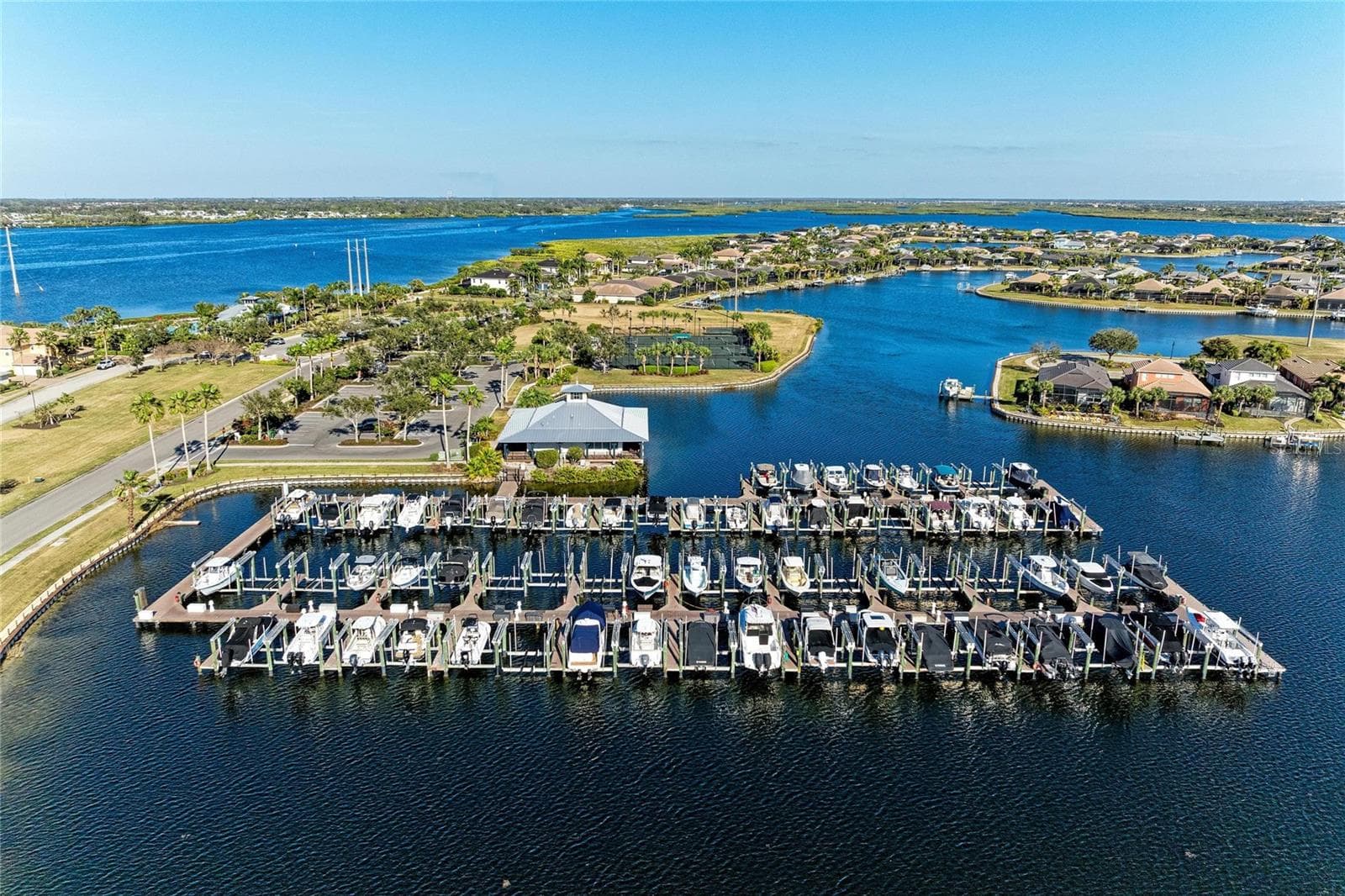 Condominium at 1246 RIVERSCAPE ST, BRADENTON, photo 65 of 77