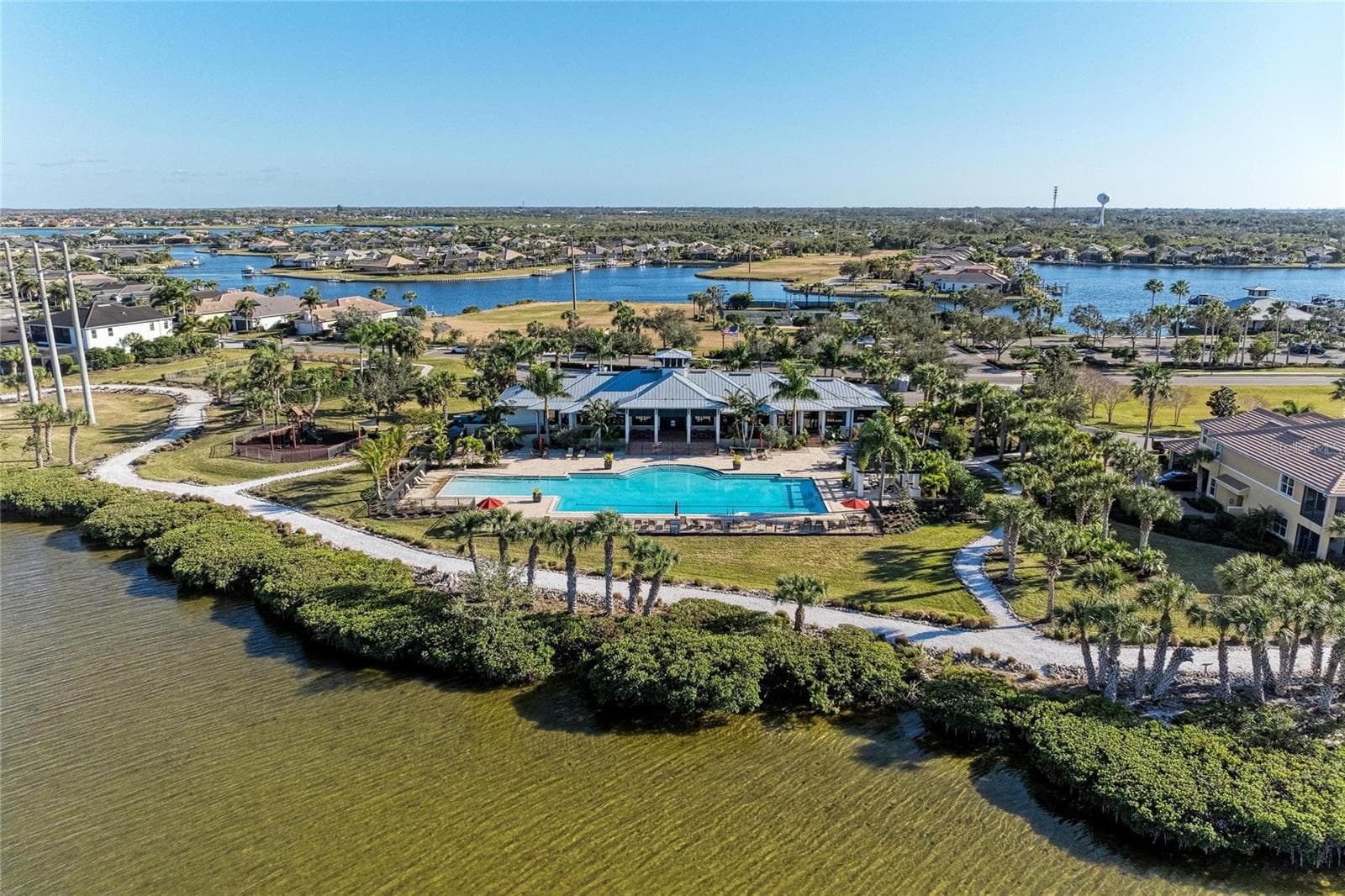 Condominium at 1246 RIVERSCAPE ST, BRADENTON, photo 69 of 77