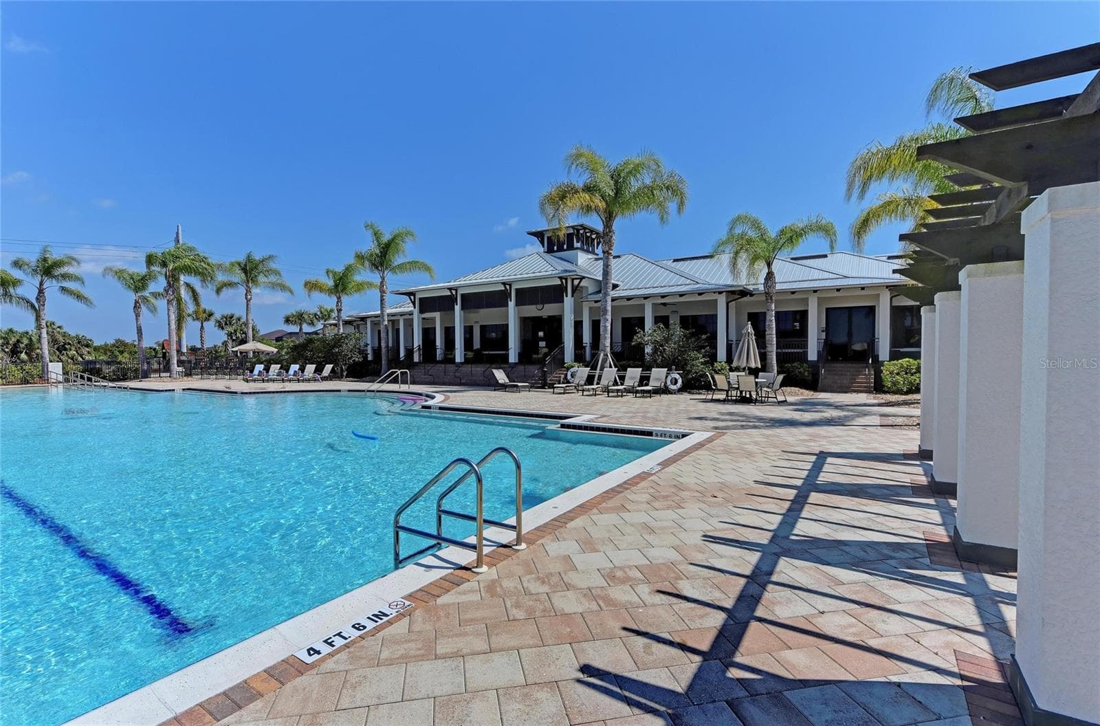 Condominium at 1246 RIVERSCAPE ST, BRADENTON, photo 75 of 77