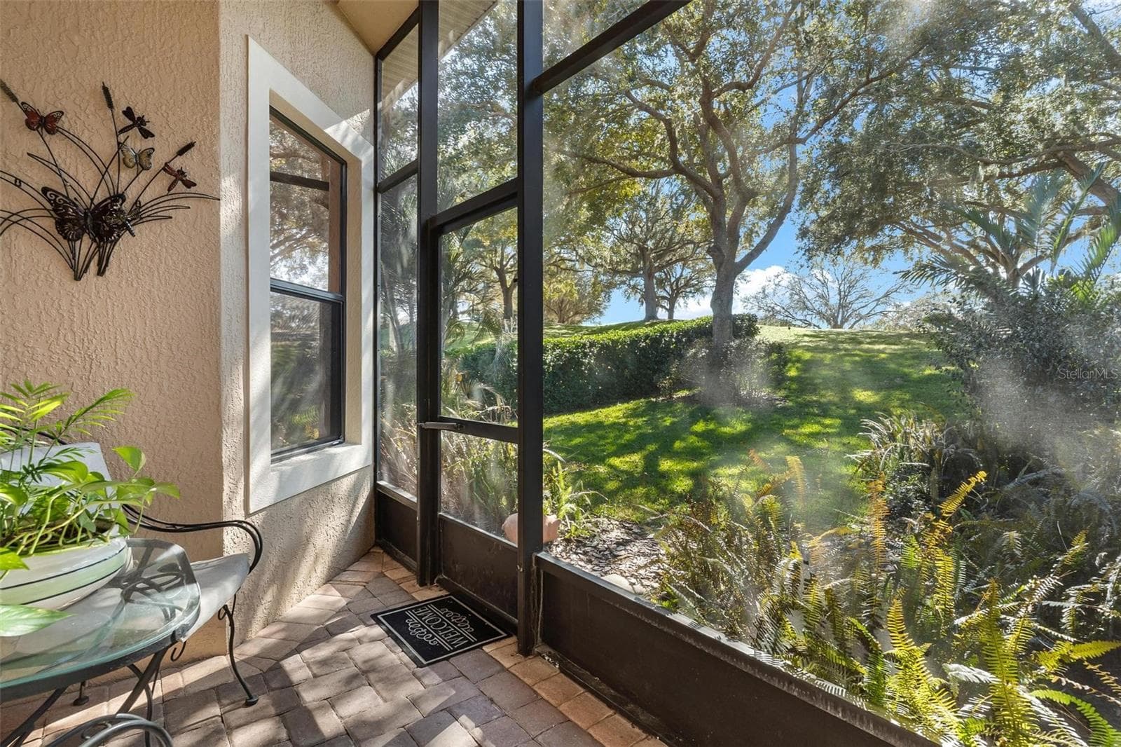 Additional second screen porch for outdoor relaxation... - 26309 SAN GABRIEL, HOWEY IN THE HILLS