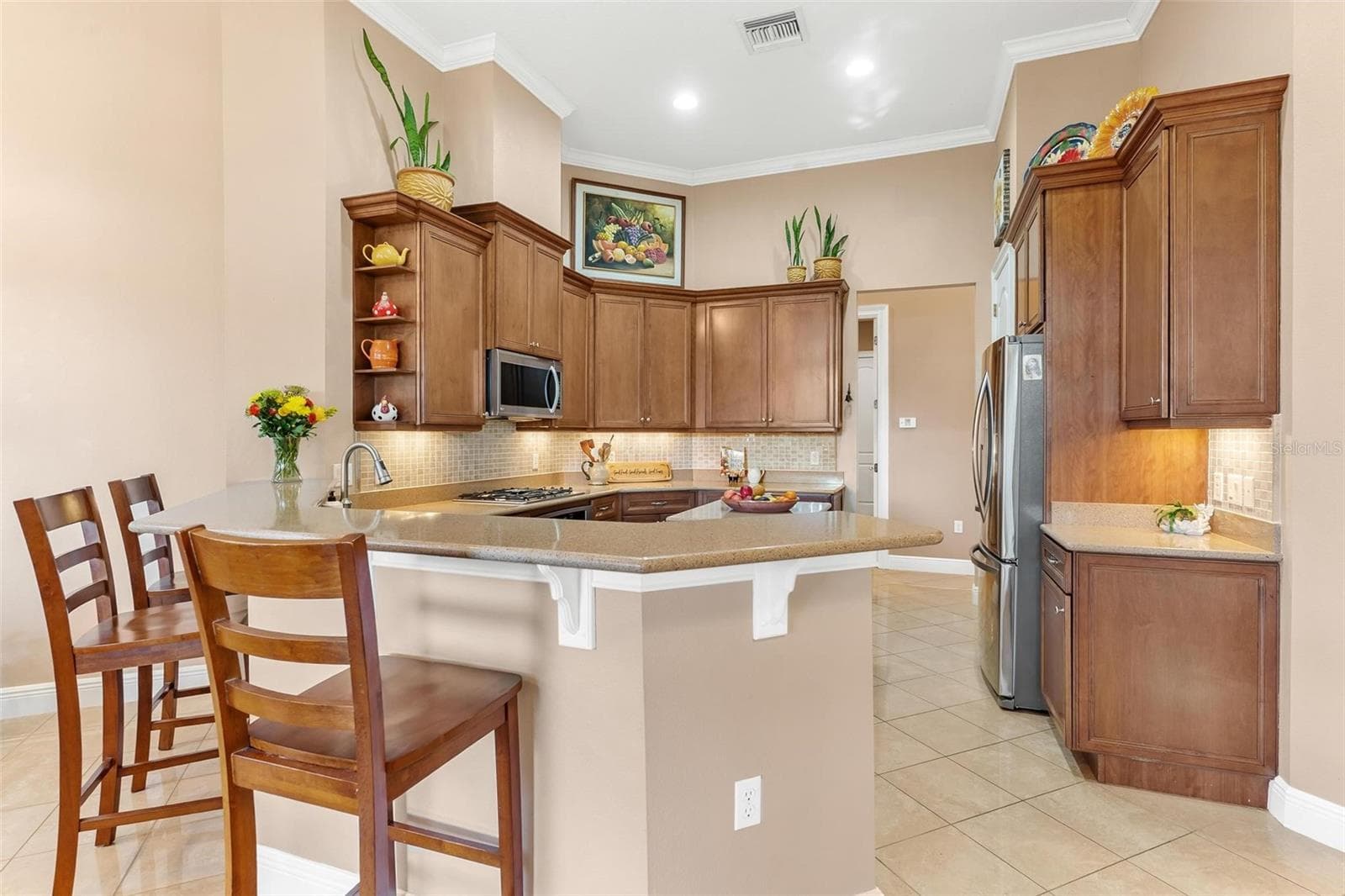 Spacious Kitchen... - 26309 SAN GABRIEL, HOWEY IN THE HILLS
