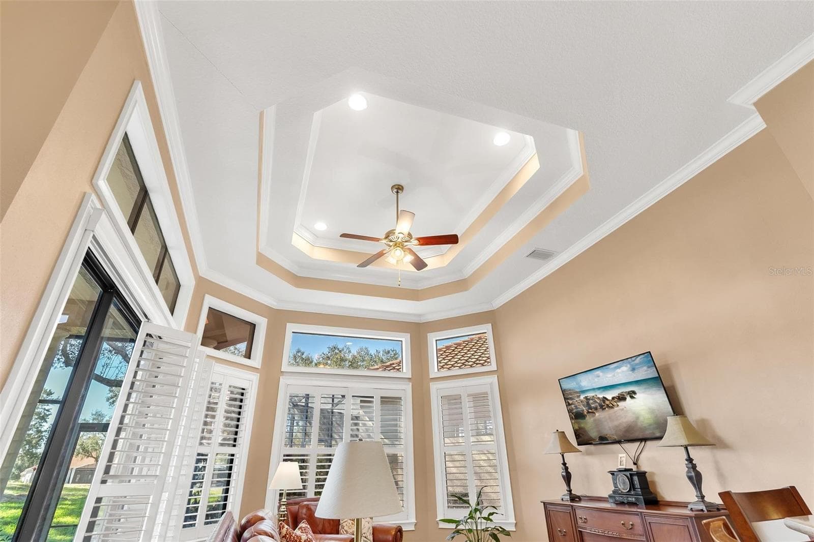 Custom Tray Ceiling enhances this "Romantic" Primary Suite! - 26309 SAN GABRIEL, HOWEY IN THE HILLS