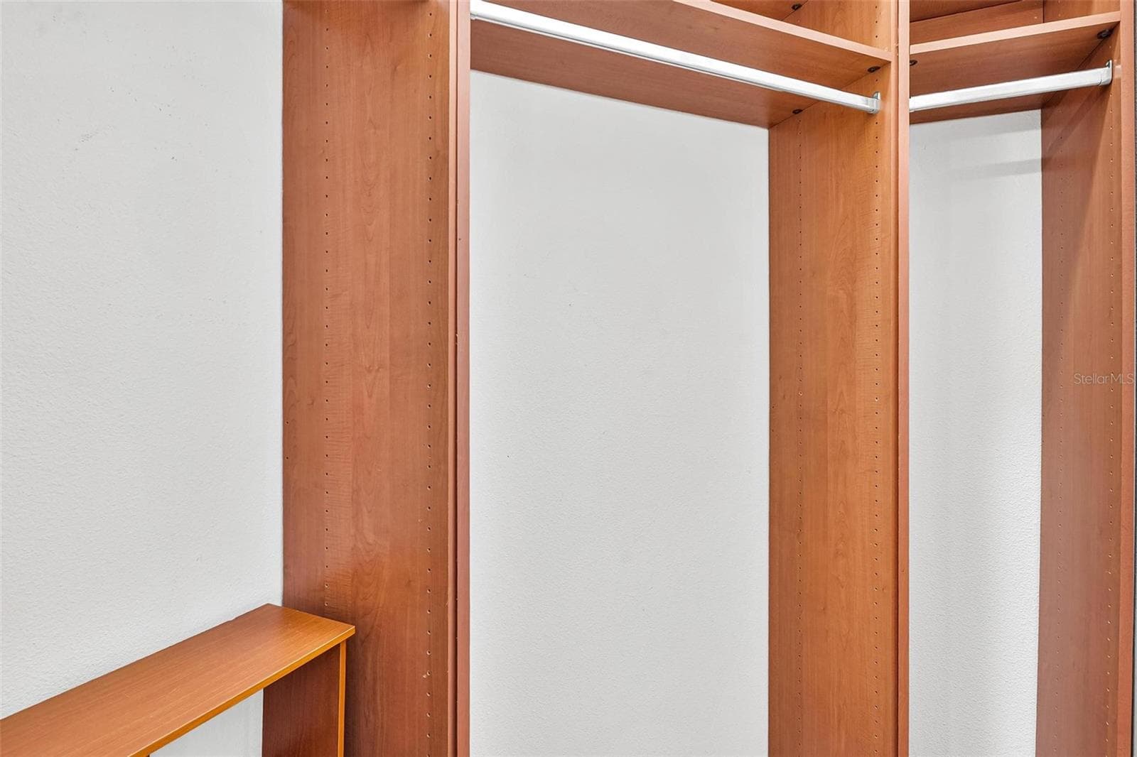 Custom closets... - 26309 SAN GABRIEL, HOWEY IN THE HILLS
