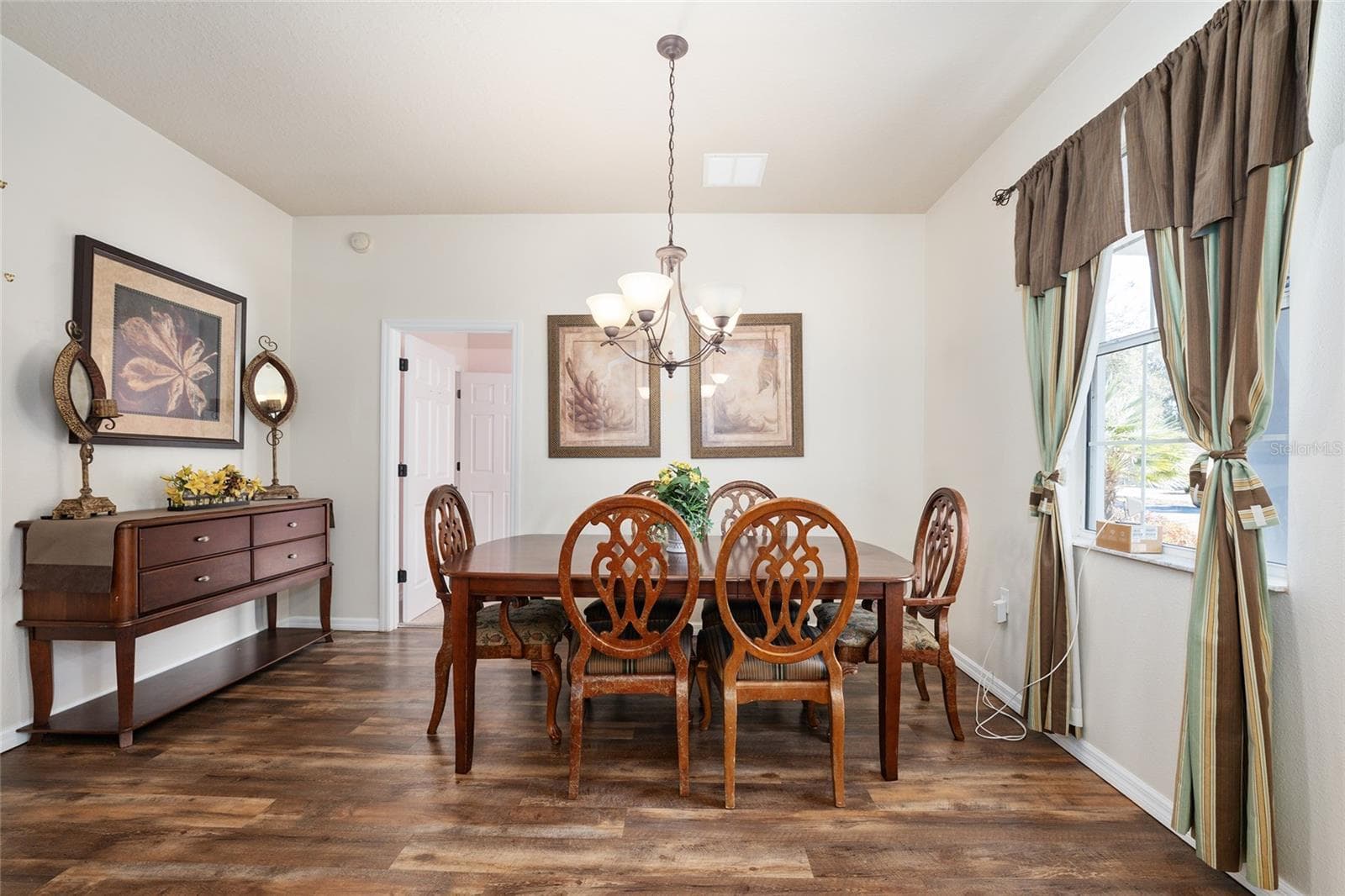 Single Family Residence at 3101 NE 24 PL, OCALA, photo 9 of 47