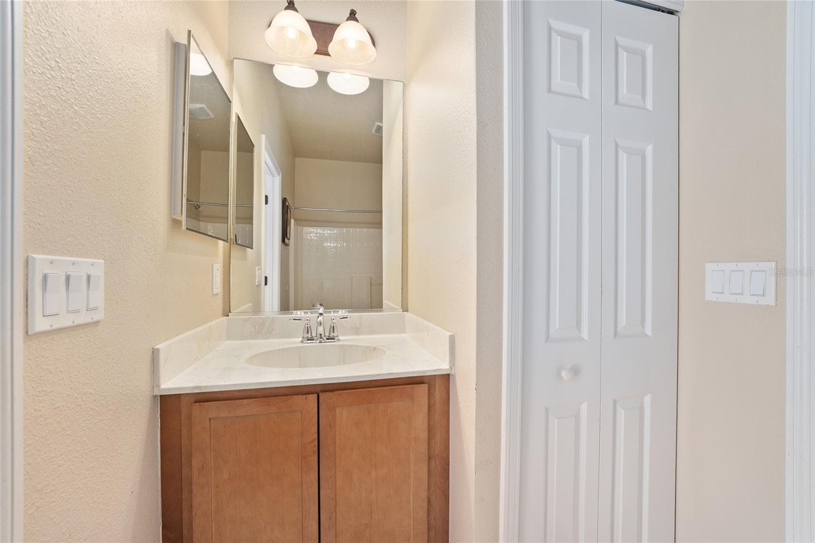 Single Family Residence at 3101 NE 24 PL, OCALA, photo 20 of 47