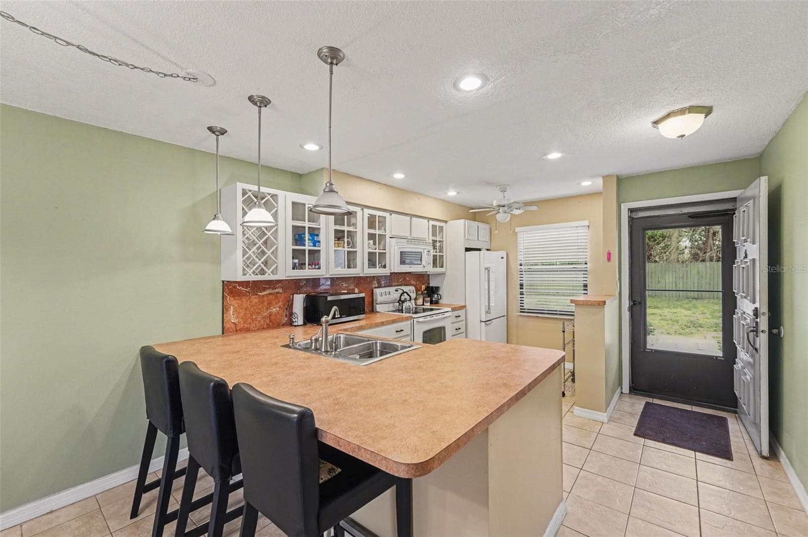 Villa at 4800 LAKE VILLA DR, CLEARWATER, photo 6 of 31