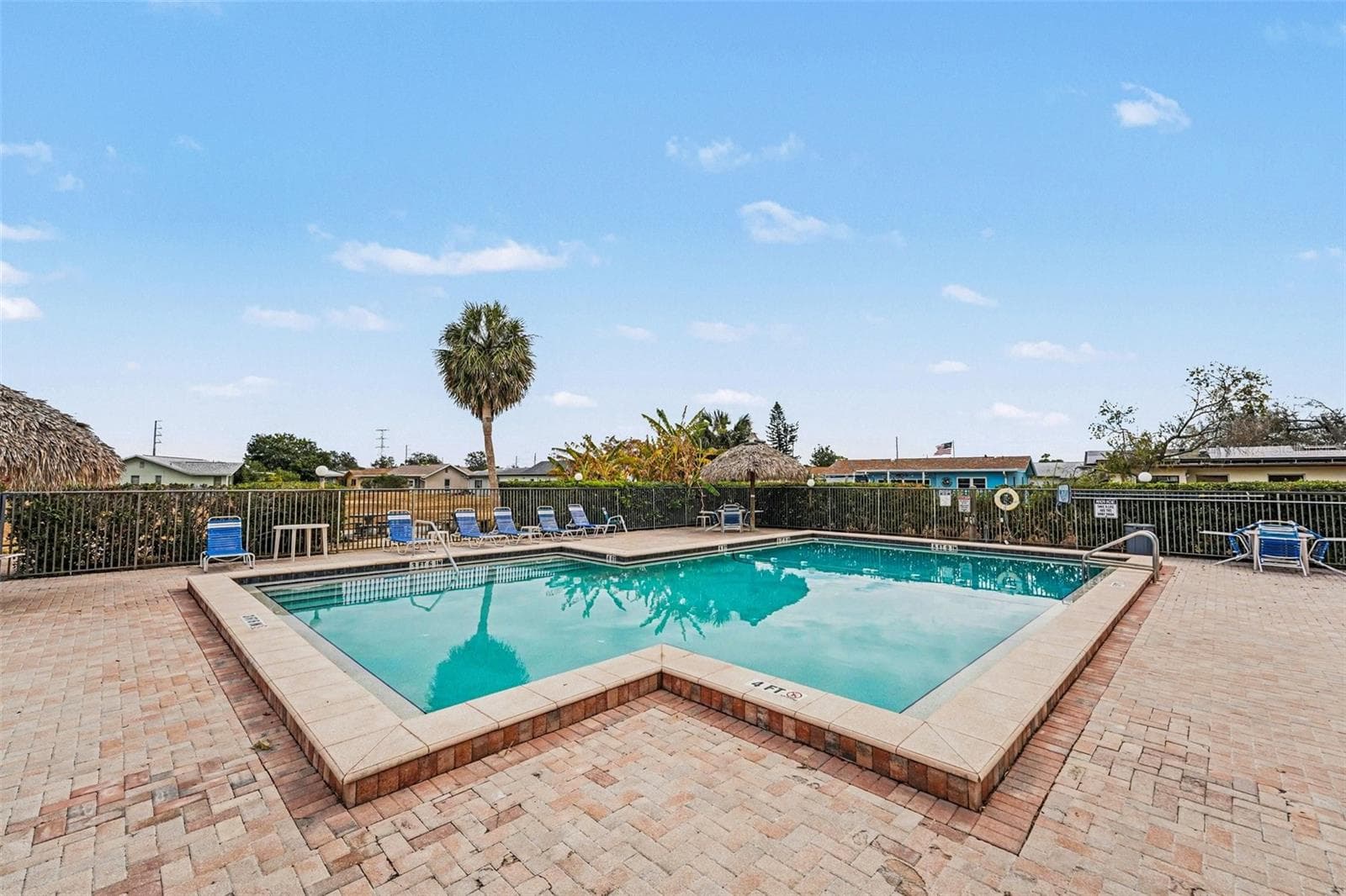 Community Pool - 4800 LAKE VILLA DR, CLEARWATER