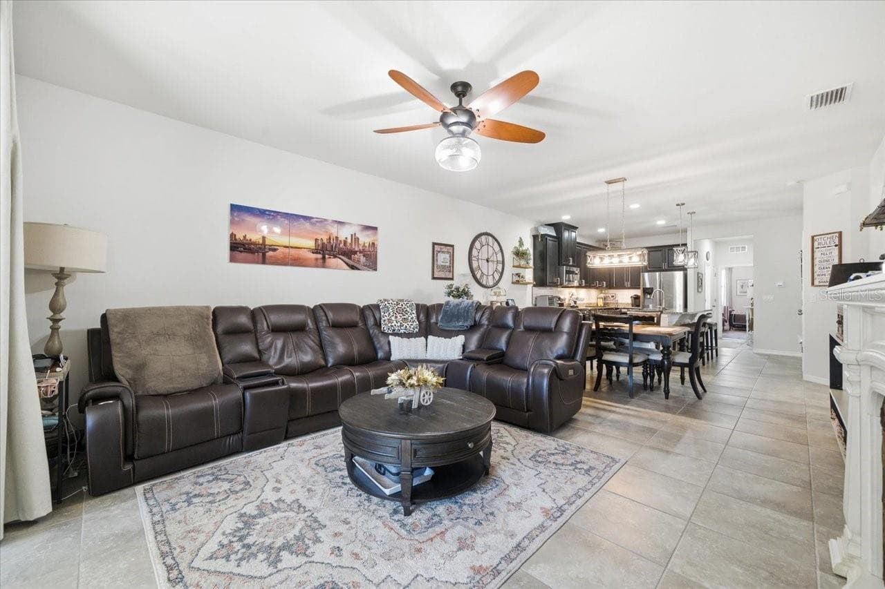 Living room - 10591 HERON HIDEAWAY LOOP, LAND O LAKES