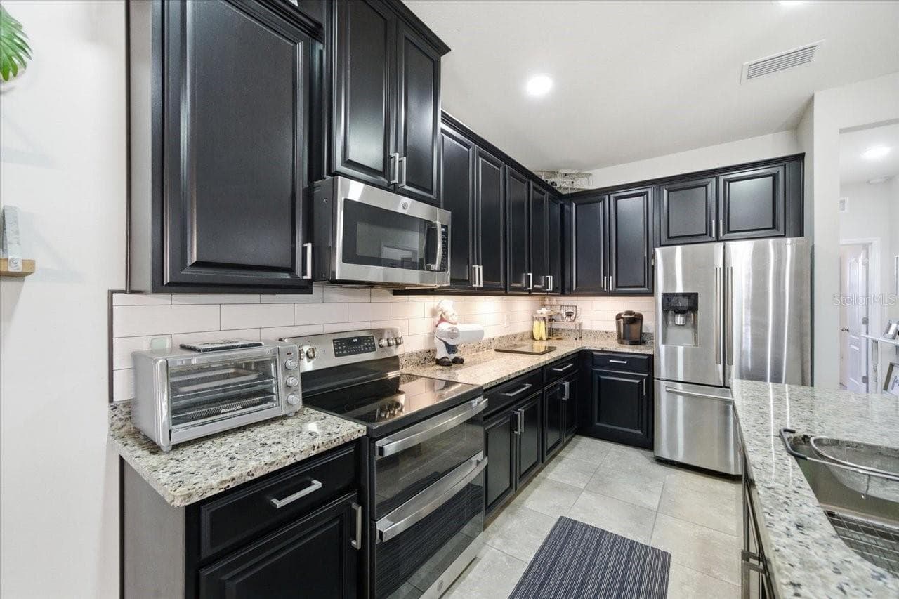 Kitchen - 10591 HERON HIDEAWAY LOOP, LAND O LAKES