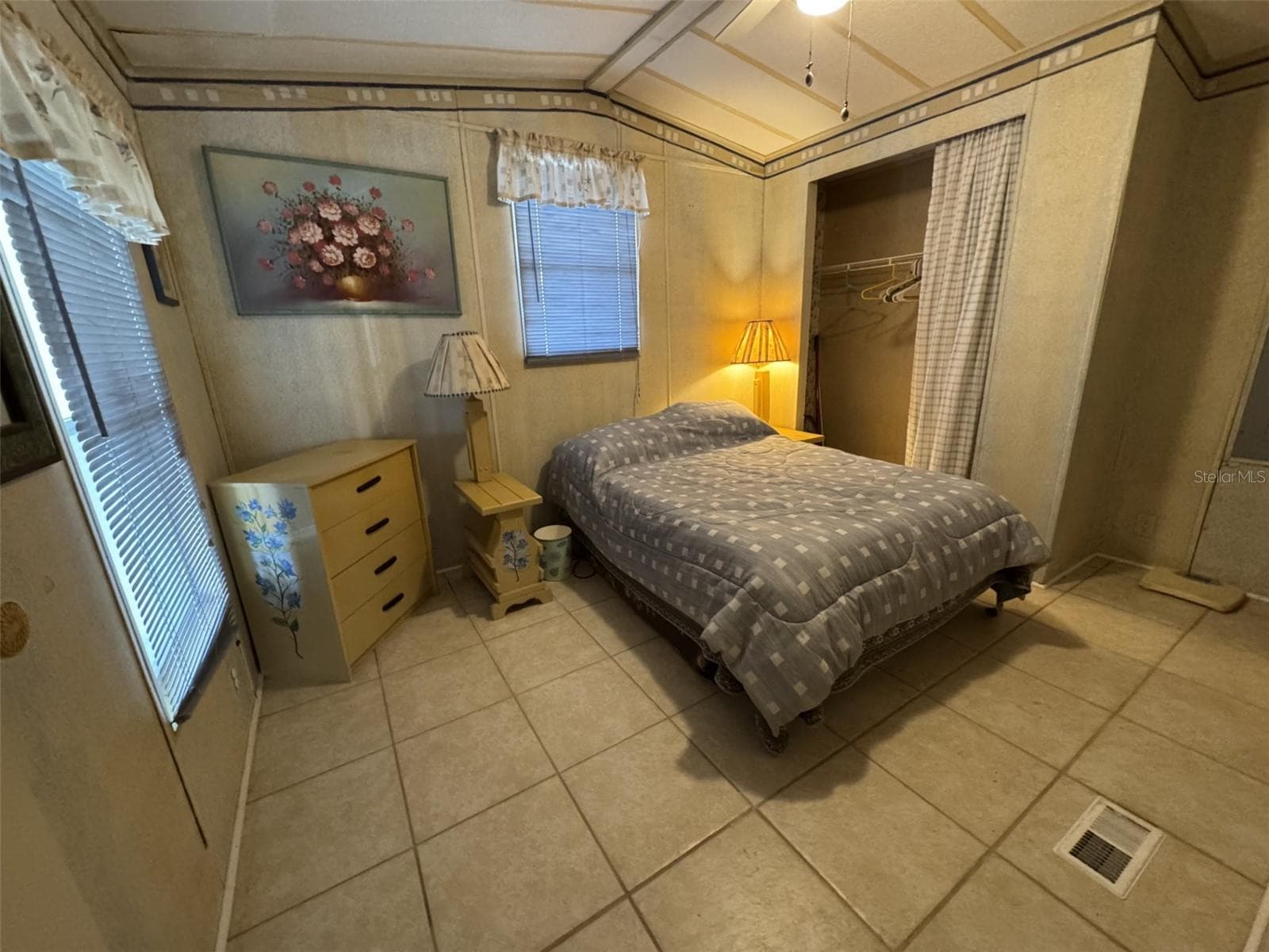 Manufactured Home at 8508 BREEZE HILL DR, LAKE WALES, photo 9 of 47