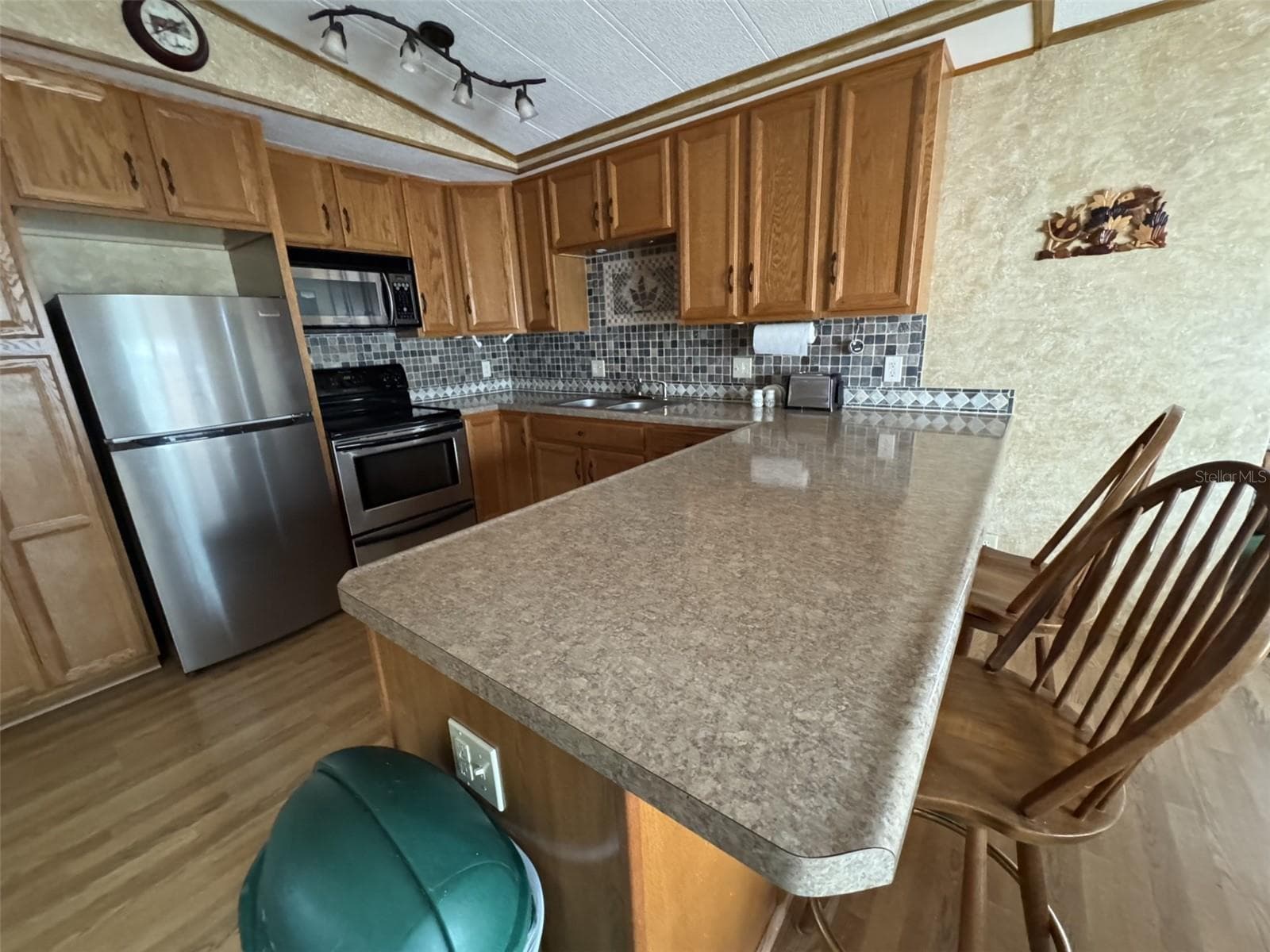 Manufactured Home at 8508 BREEZE HILL DR, LAKE WALES, photo 15 of 47