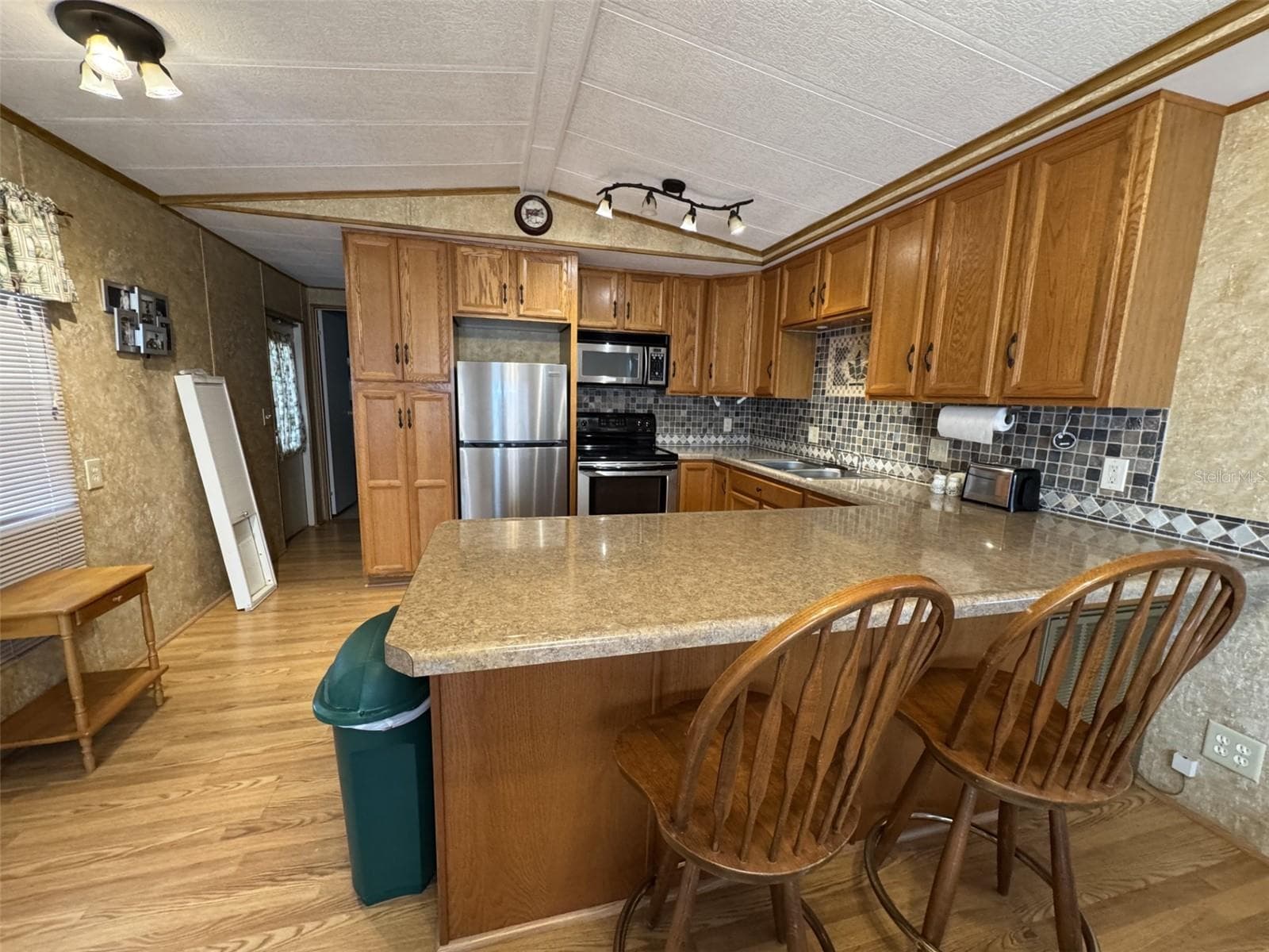 Manufactured Home at 8508 BREEZE HILL DR, LAKE WALES, photo 30 of 47
