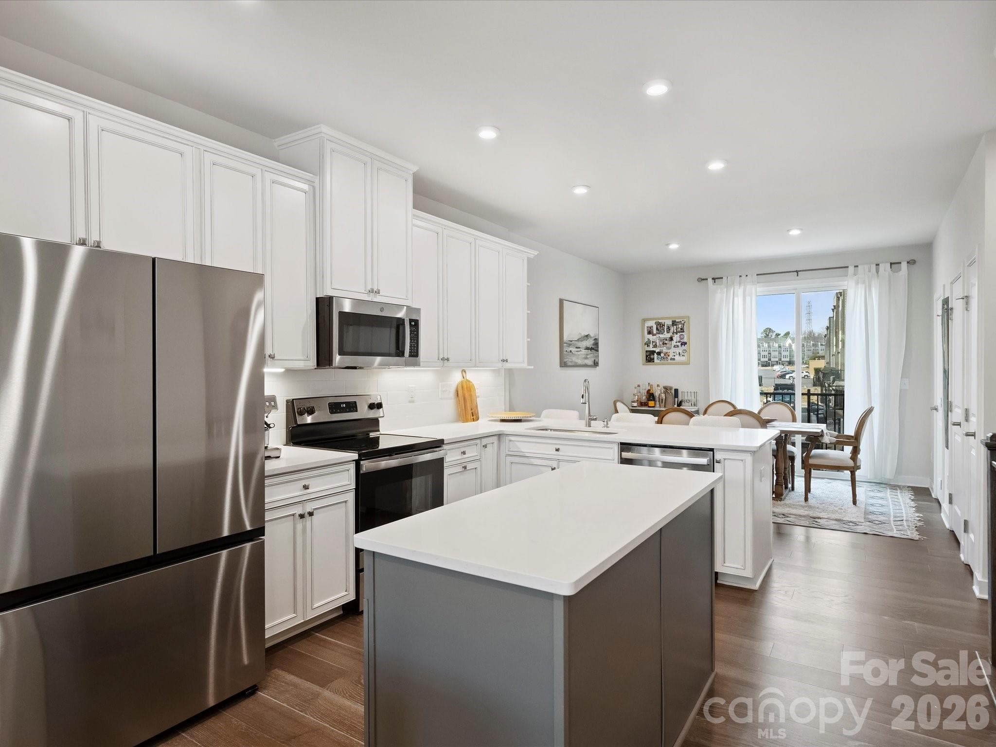Townhouse at Charlotte, photo 8 of 24