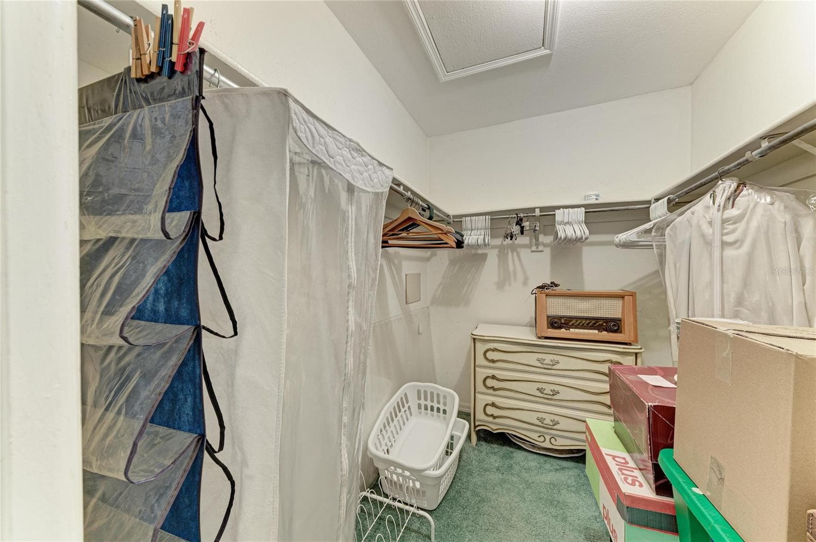 Large Walk-In Closet - 9417 KINGSTON DR #9417, BRADENTON