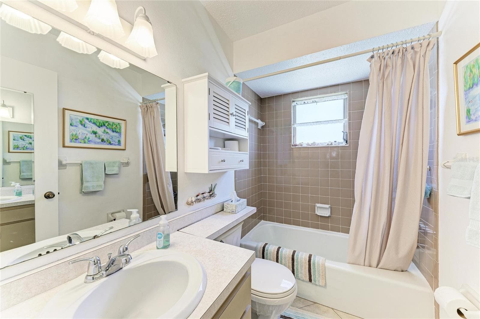 Guest Bathroom - 9417 KINGSTON DR #9417, BRADENTON