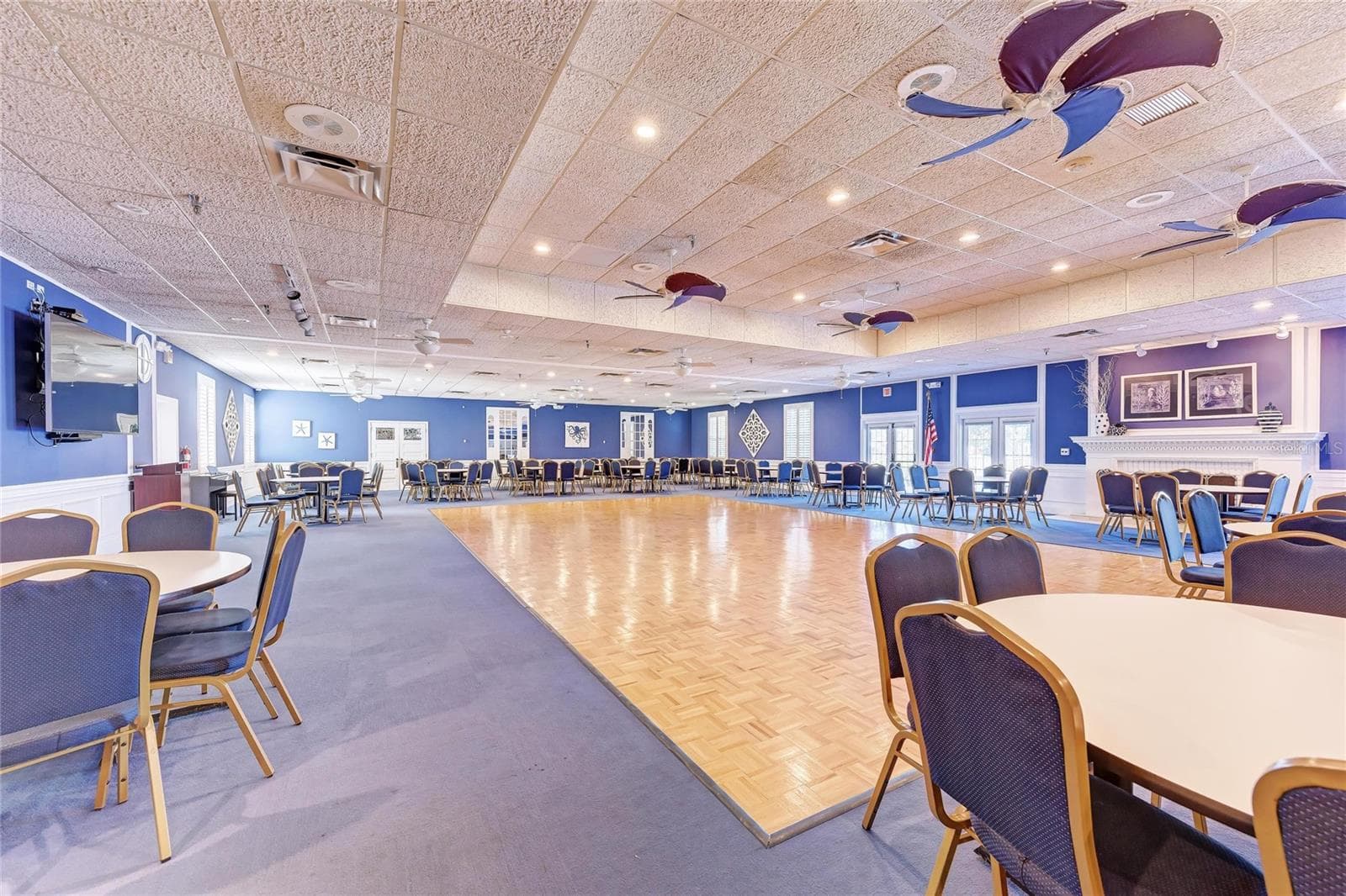 Large Community Room - 9417 KINGSTON DR #9417, BRADENTON