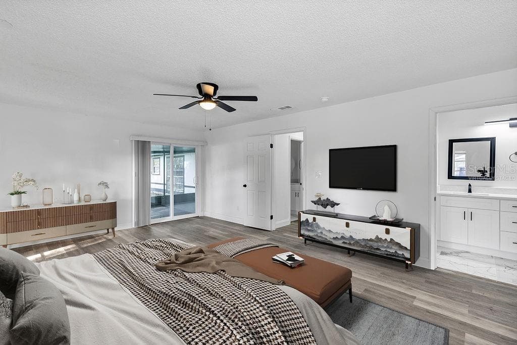 Virtually Staged - 3810 SE 22ND PL, OCALA