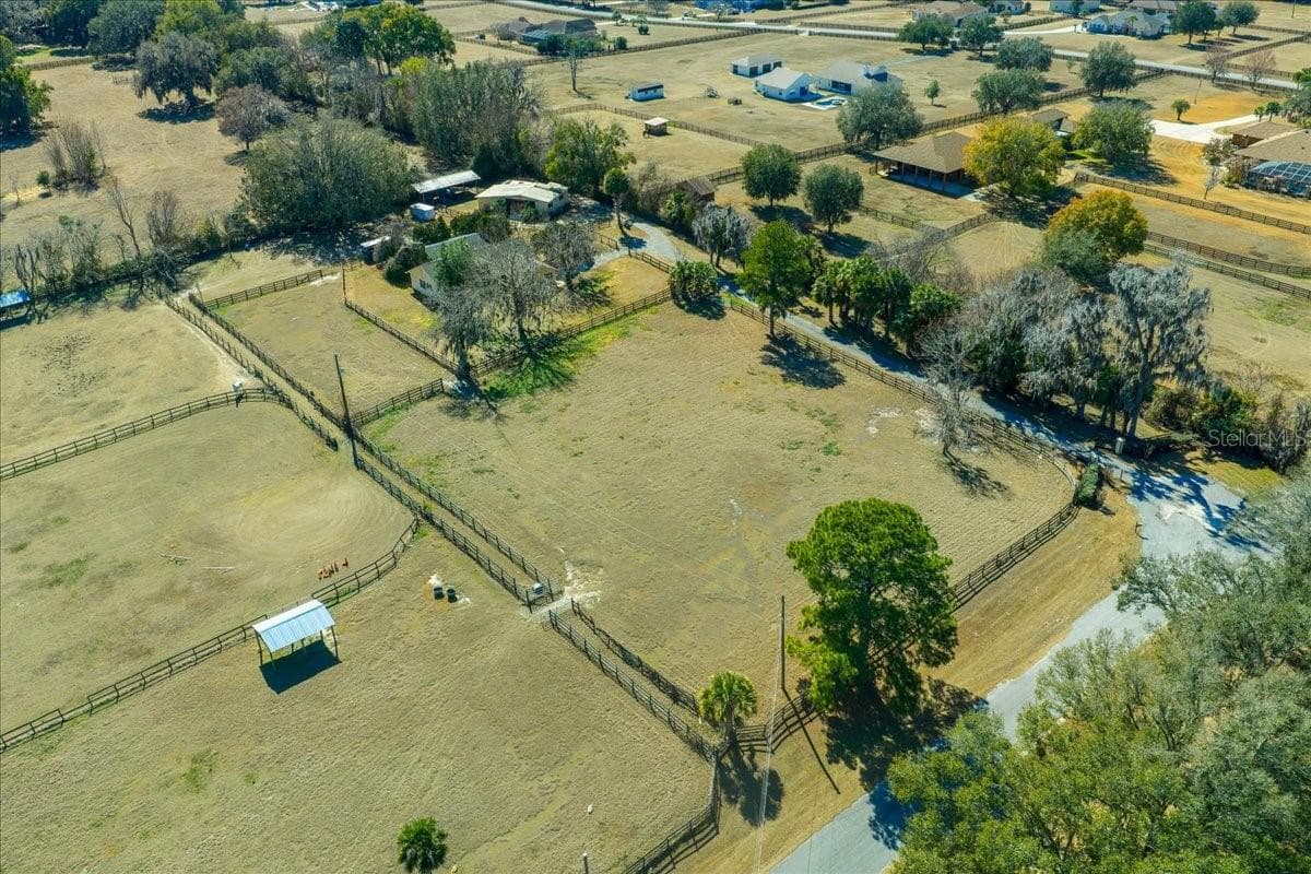 Beautiful Paddocks - 750 SW 91ST PL, OCALA