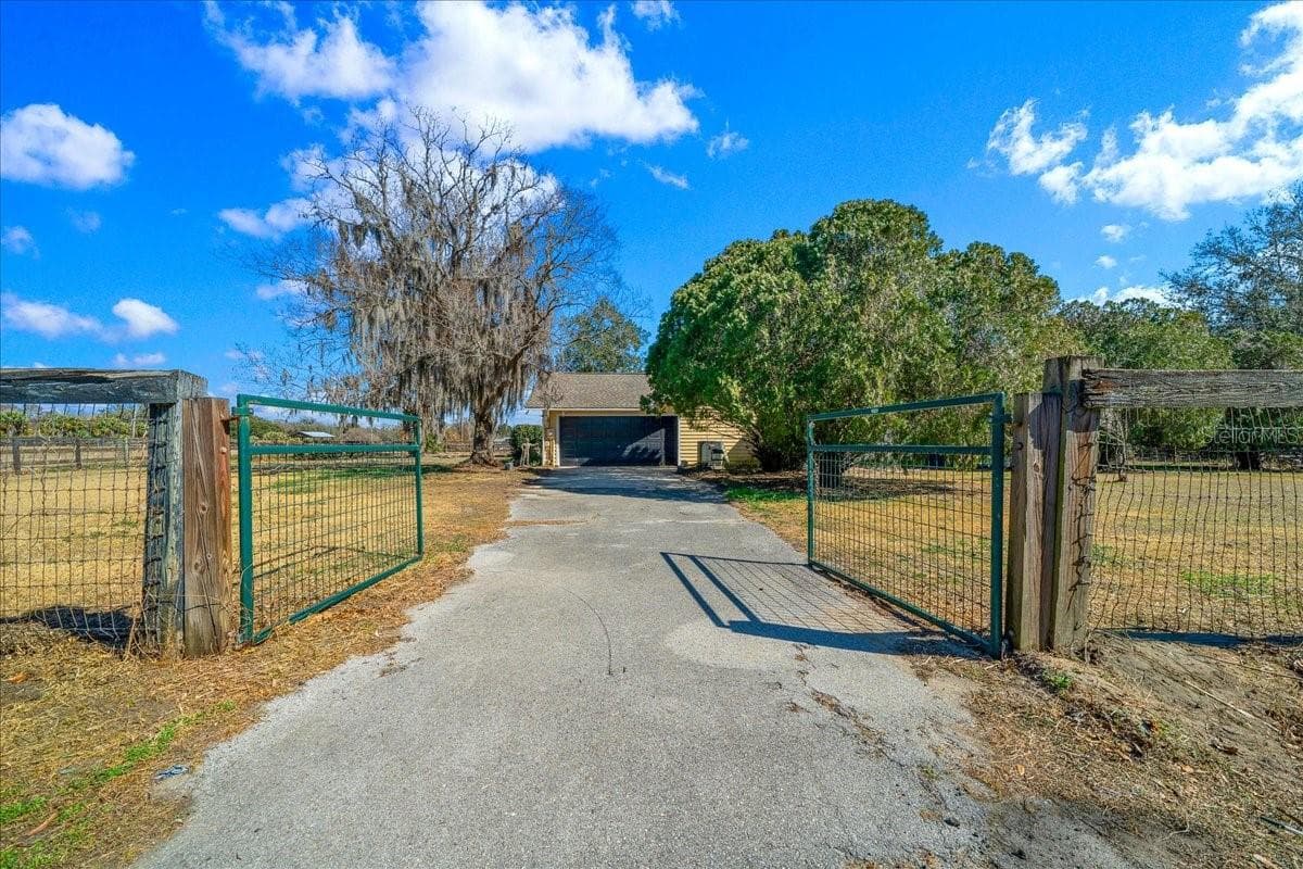 Single Family Residence at 750 SW 91ST PL, OCALA, photo 9 of 51
