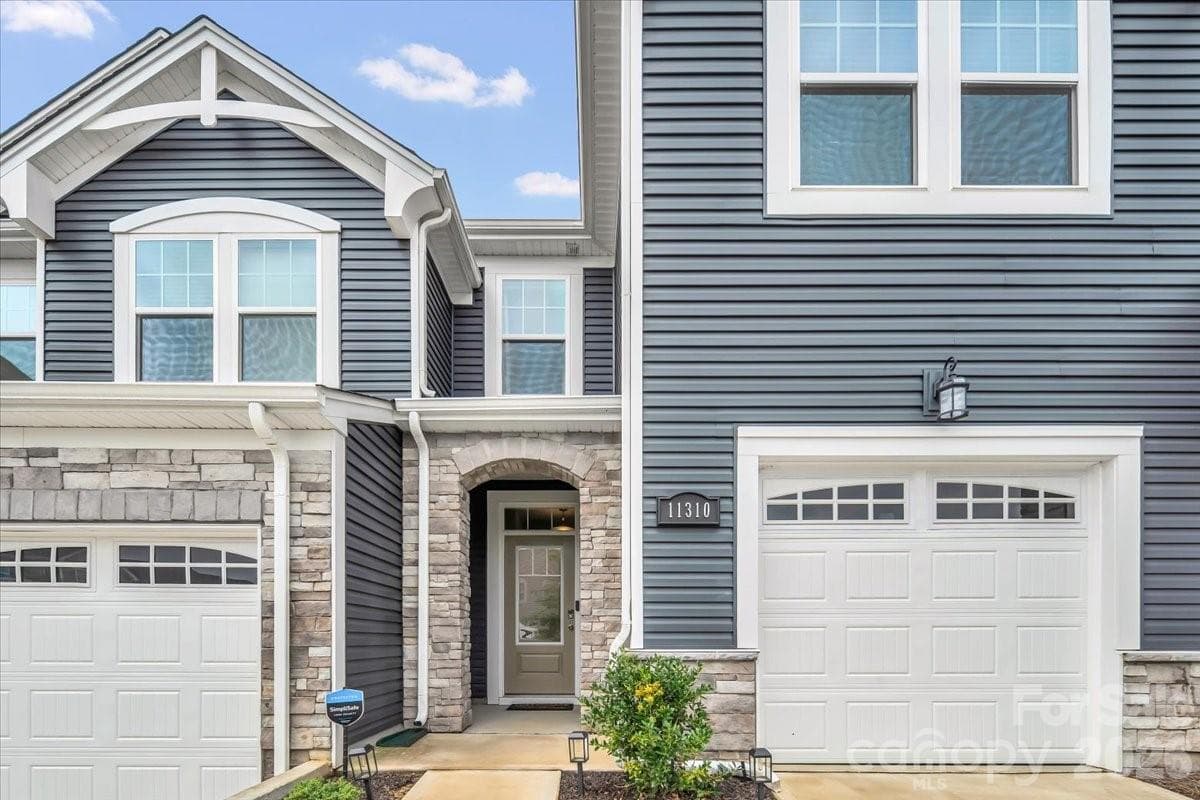 Front Entrance - 11310 Bartrams Way, Charlotte