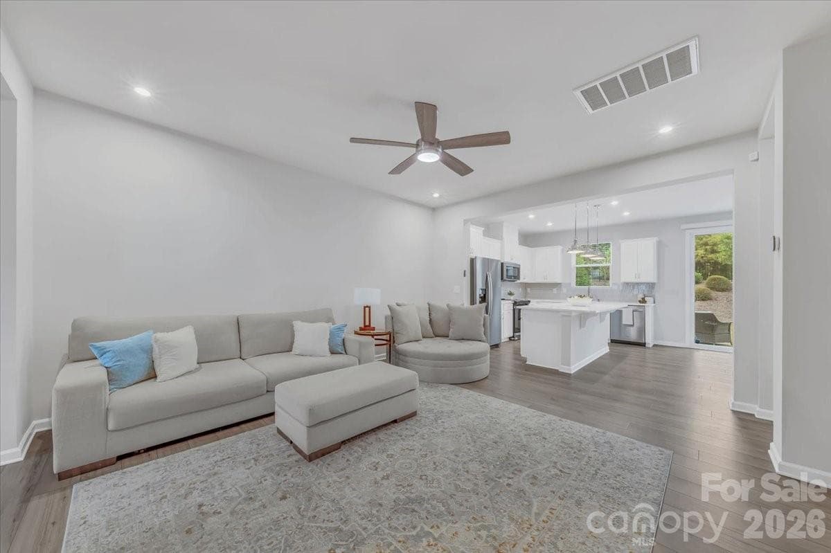Living Room - 11310 Bartrams Way, Charlotte
