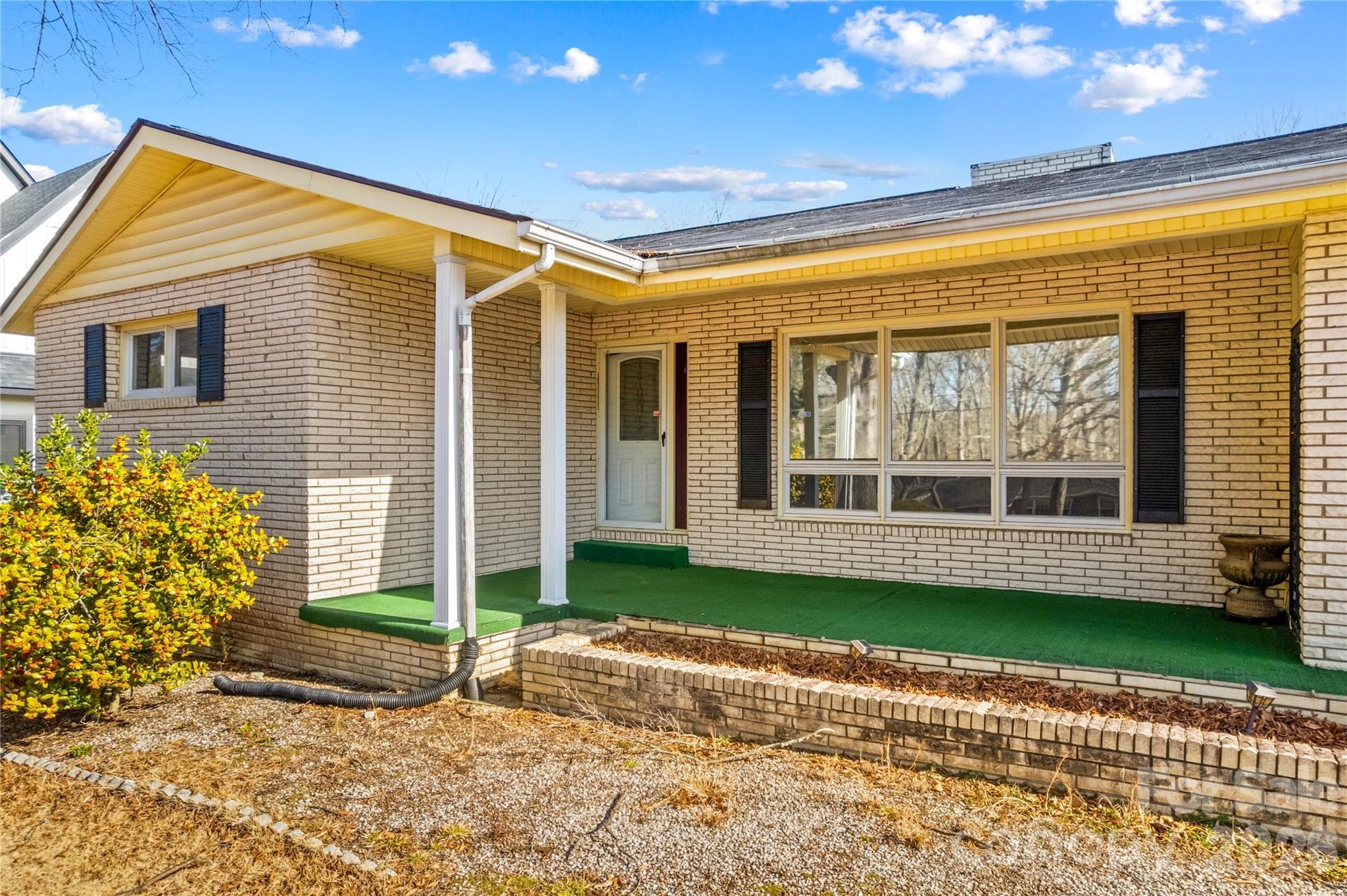 Single Family Residence at 305 Sills Drive, Salisbury, photo 2 of 47