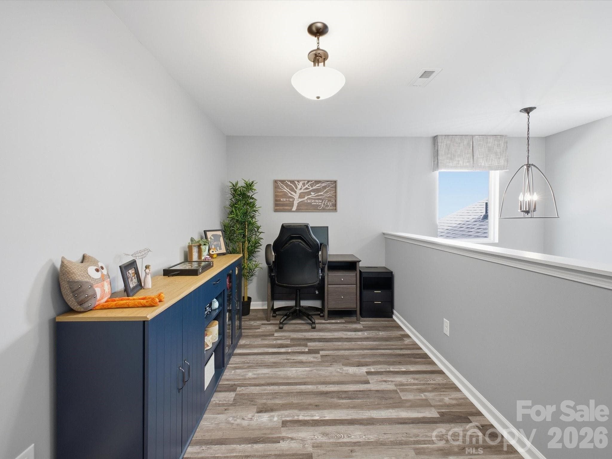 Upstairs loft - 1049 River Haven Avenue SW, Concord