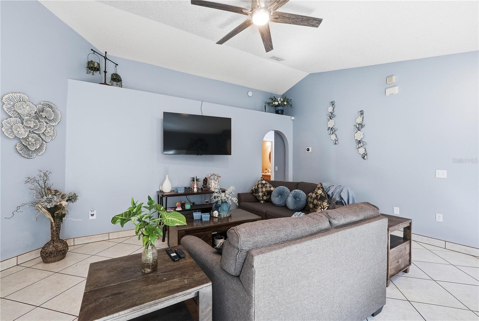 Single Family Residence at 139 PLACID WOODS CT, SANFORD, photo 14 of 32