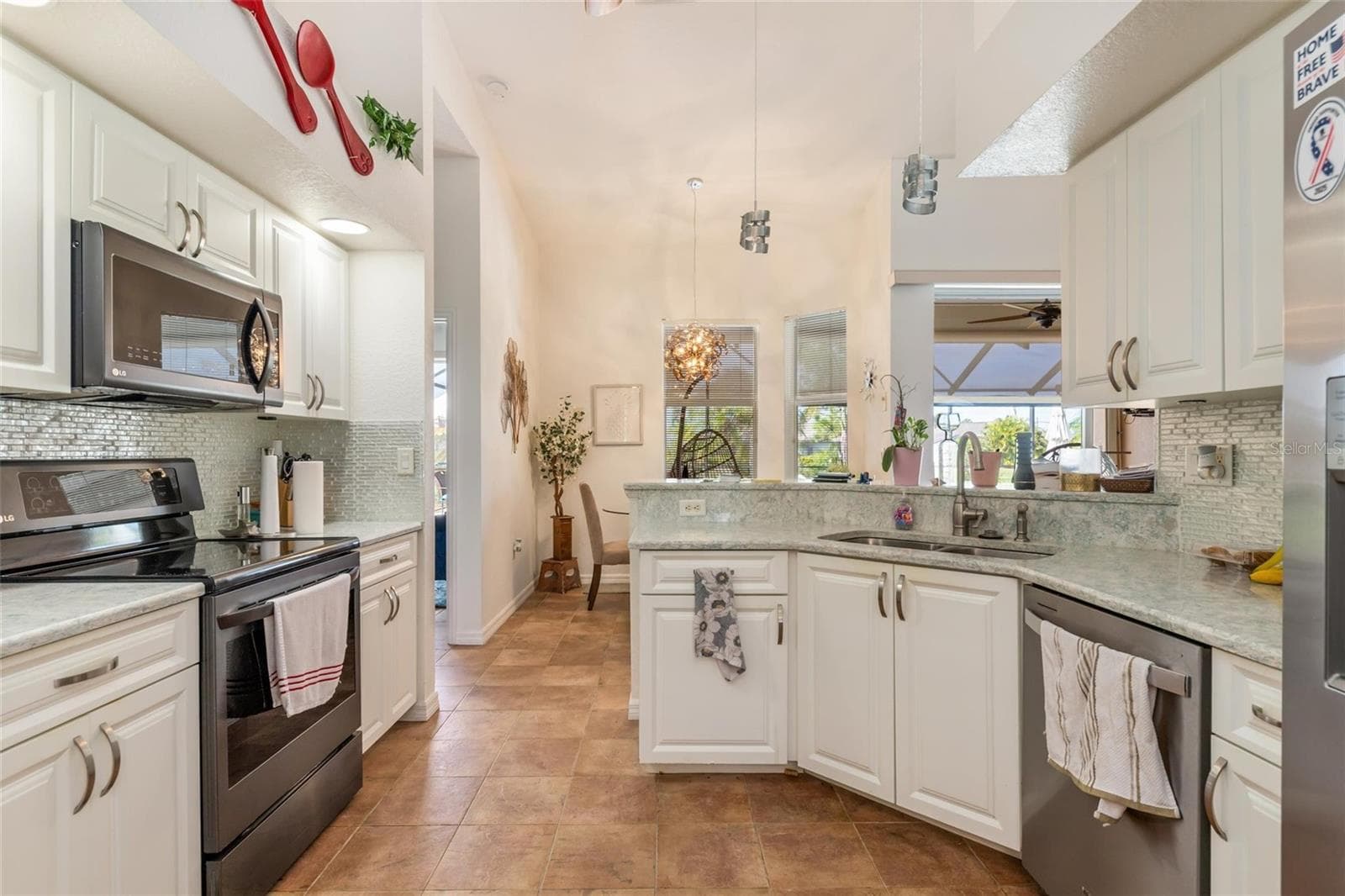Single Family Residence at 245 ROTONDA BLVD N, ROTONDA WEST, photo 17 of 46