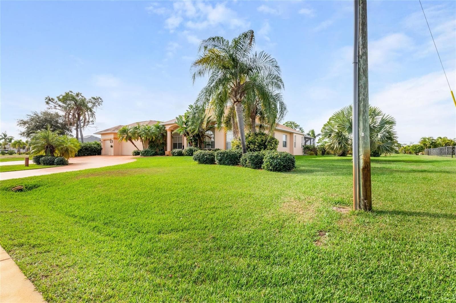 Single Family Residence at 245 ROTONDA BLVD N, ROTONDA WEST, photo 43 of 46