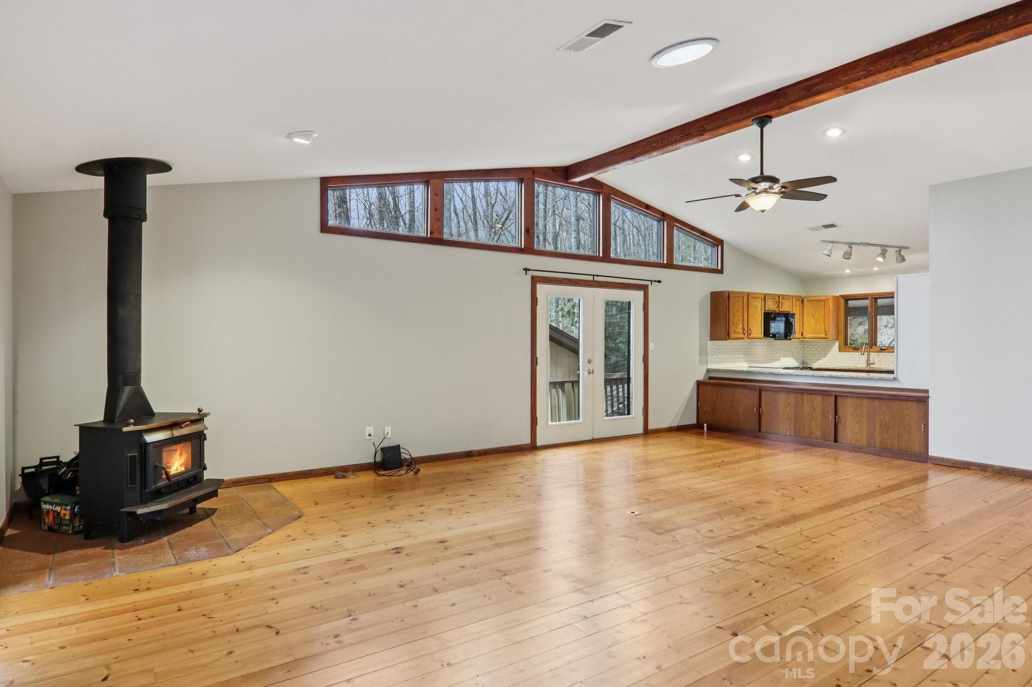 Single Family Residence at 71 N Setsi Lane, Brevard, photo 7 of 38