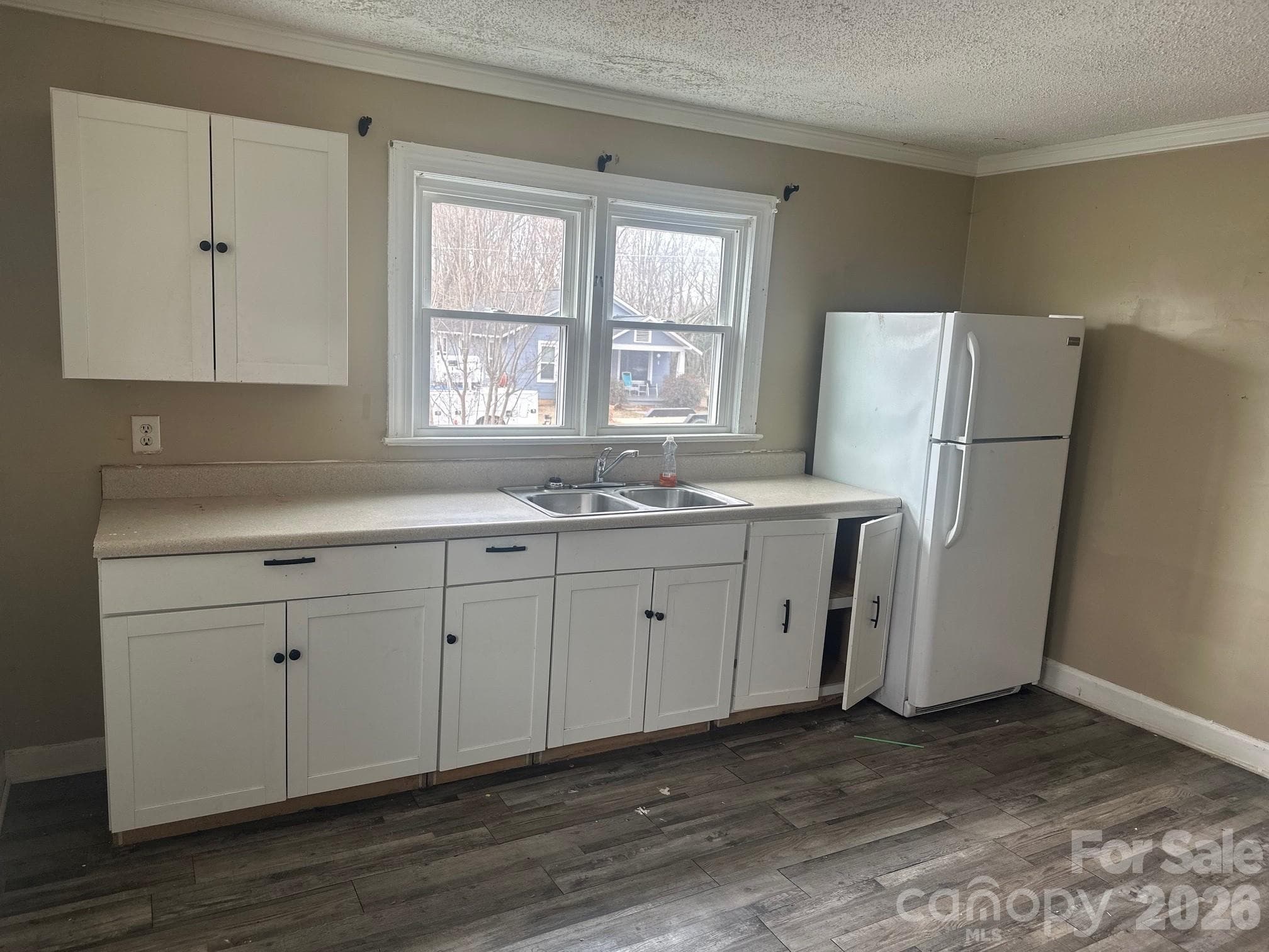 Kitchen - 1323 7th Street, Statesville