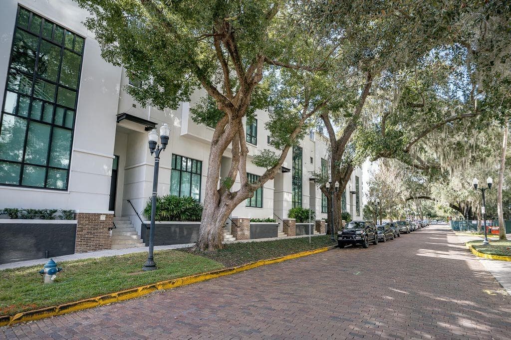 Condominium at 460 E JACKSON ST #2, ORLANDO, photo 37 of 37