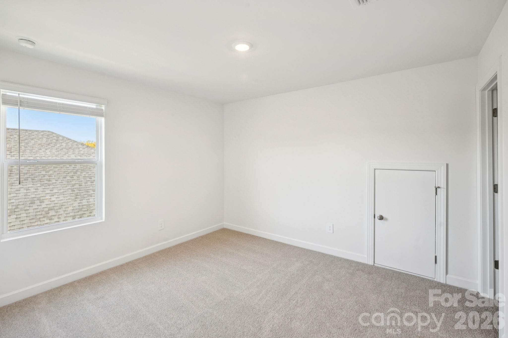 Photo is not of the actual home but is an inspirational photo of builder’s model home and may depict options, furnishings, and/or decorator features that are not included. - 1419 Blue Jay Street, Newton