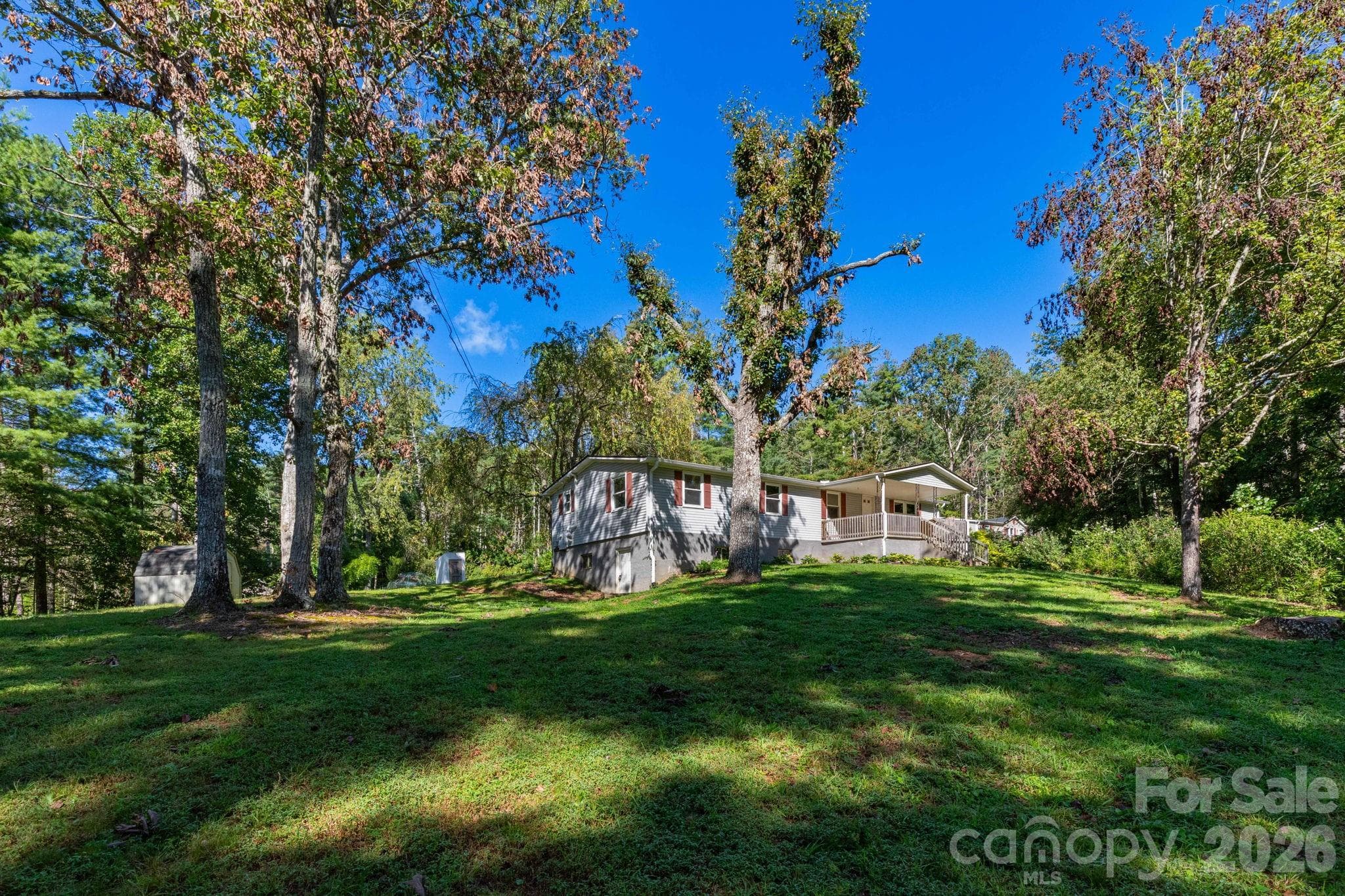 Single Family Residence at 38 Mountainberry Lane, Fairview, photo 3 of 27