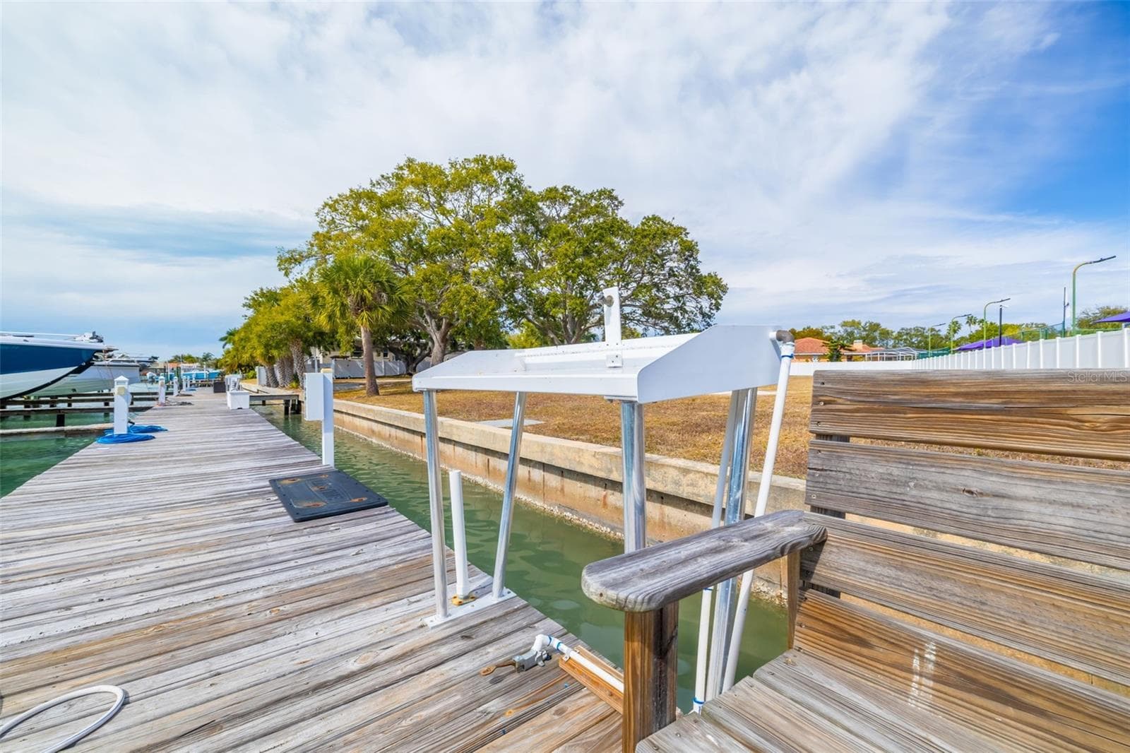 Fish cleaning stations, power and water. - 5814 SKIMMER POINT BLVD S, GULFPORT