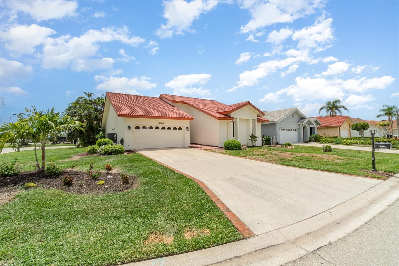 Single Family Residence at 12601 KELLY PALM DR, FORT MYERS, photo 3 of 54