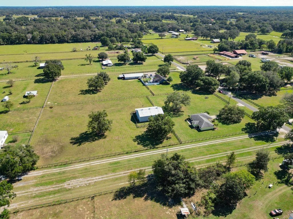 Single Family Residence at 331 SE HIGHWAY 42, SUMMERFIELD, photo 61 of 67