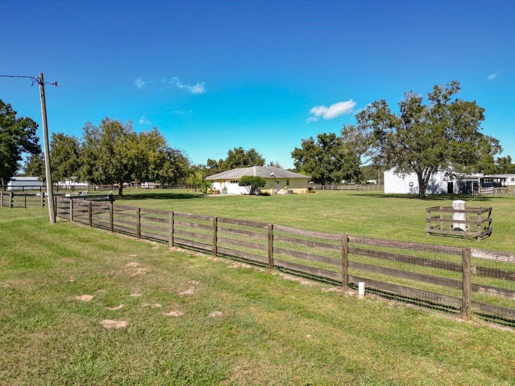Single Family Residence at 331 SE HIGHWAY 42, SUMMERFIELD, photo 56 of 67