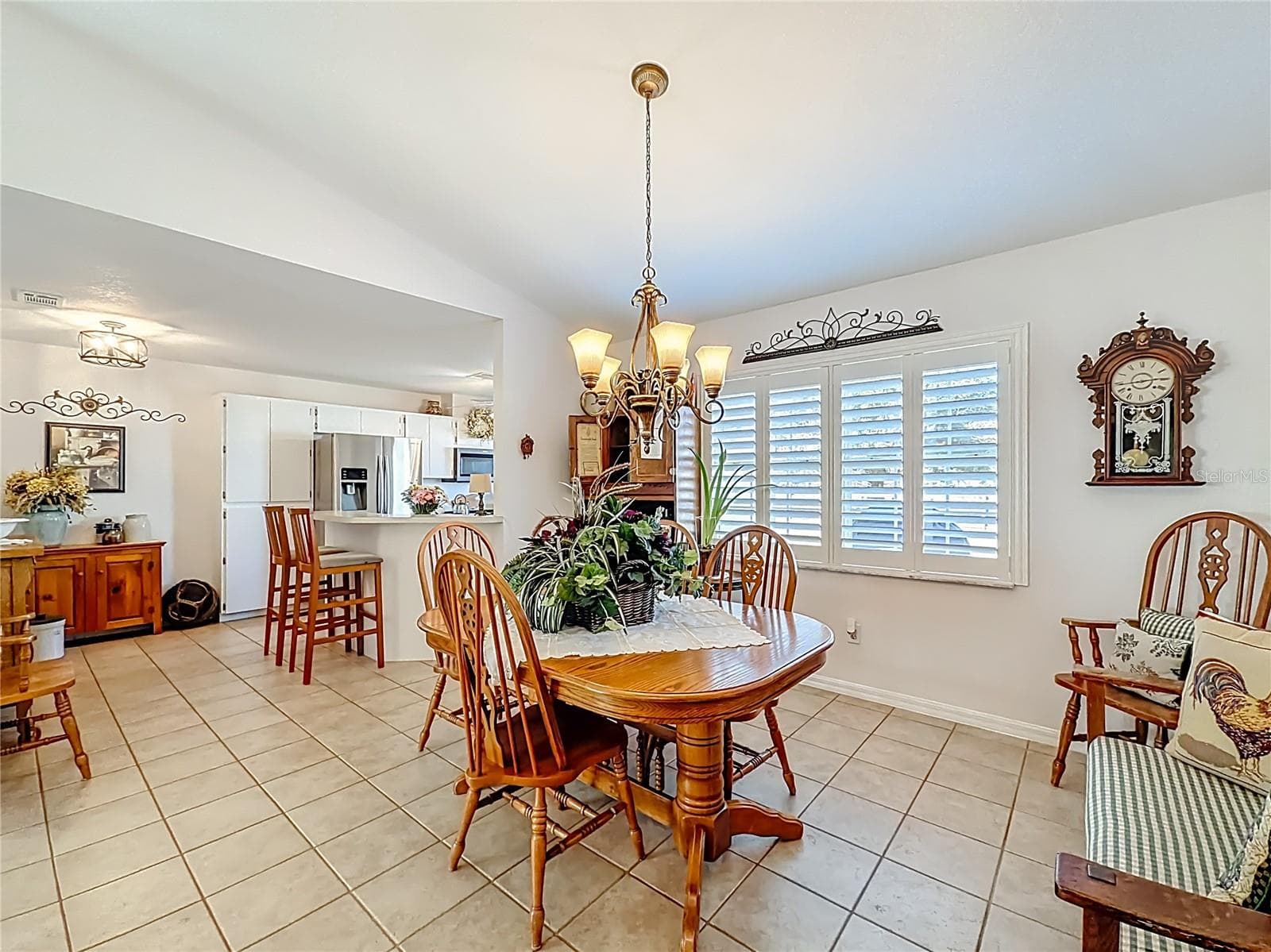 Dining room - 331 SE HIGHWAY 42, SUMMERFIELD