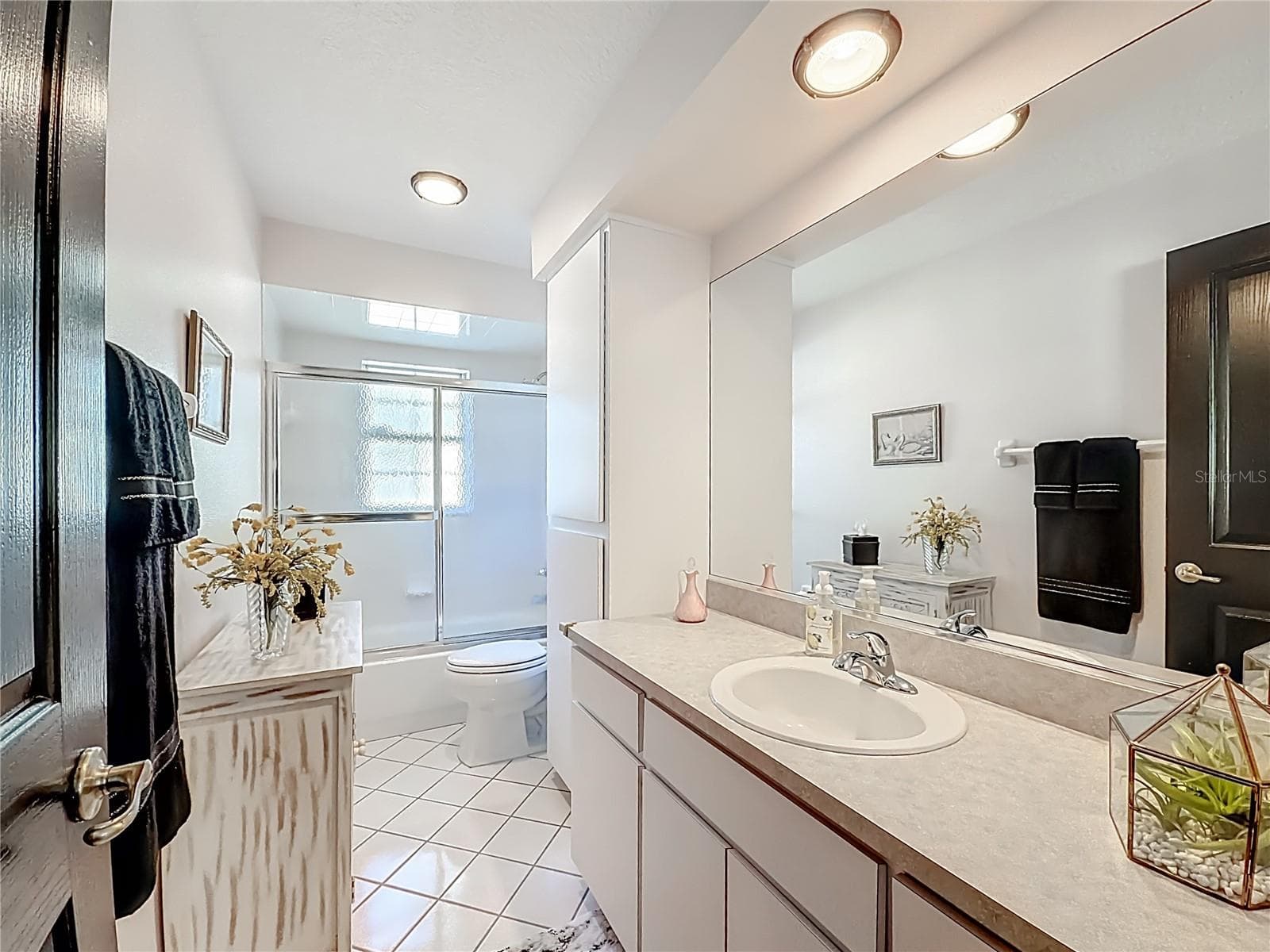 2nd bath - 331 SE HIGHWAY 42, SUMMERFIELD