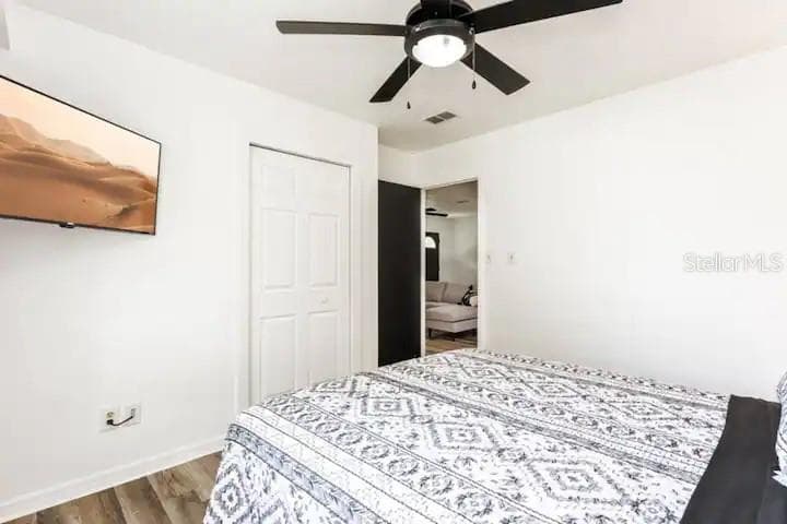 Single Family Residence at 2301 CARLTON DR, ORLANDO, photo 8 of 27