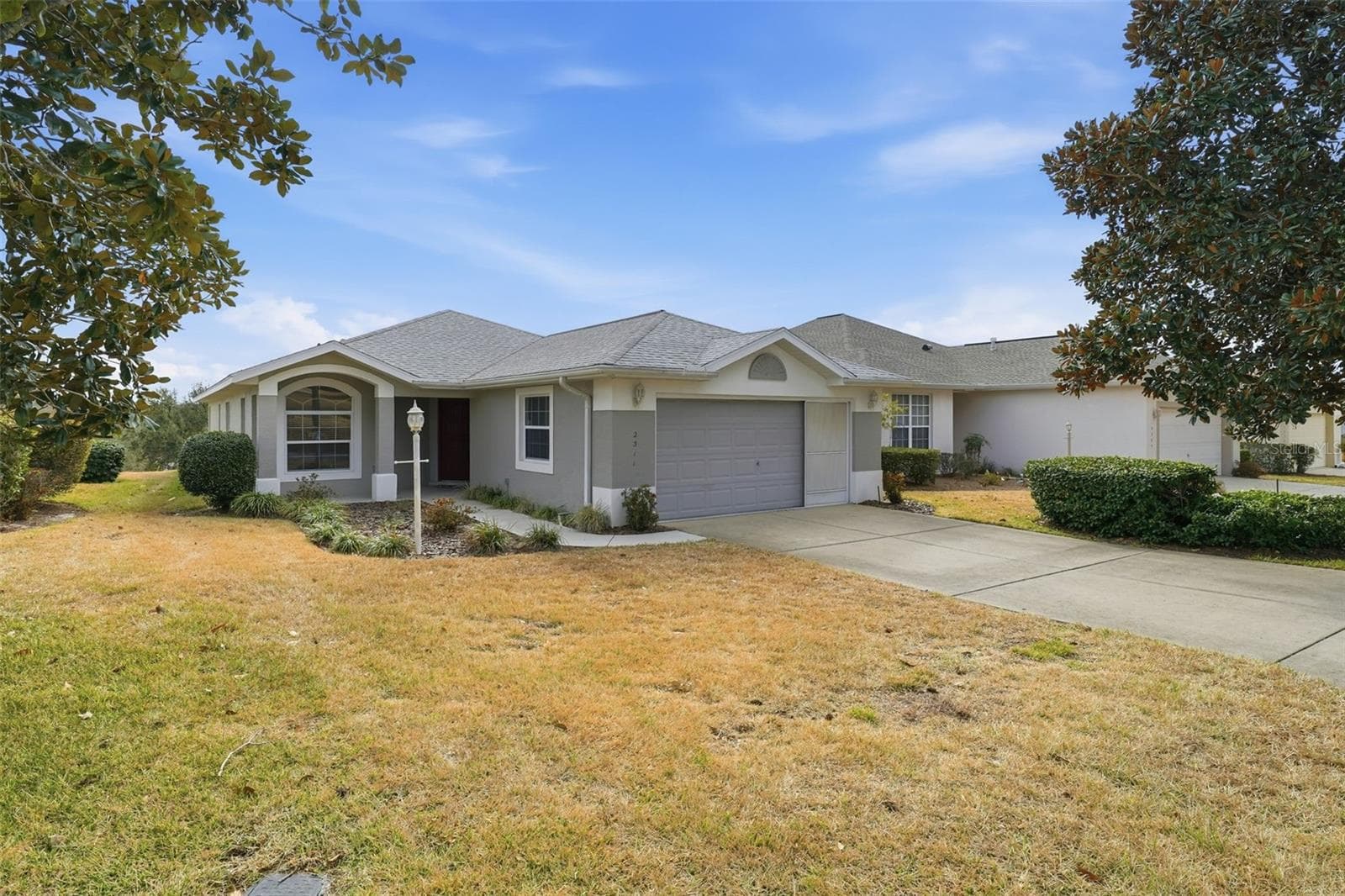 2311 N ANDREA PT