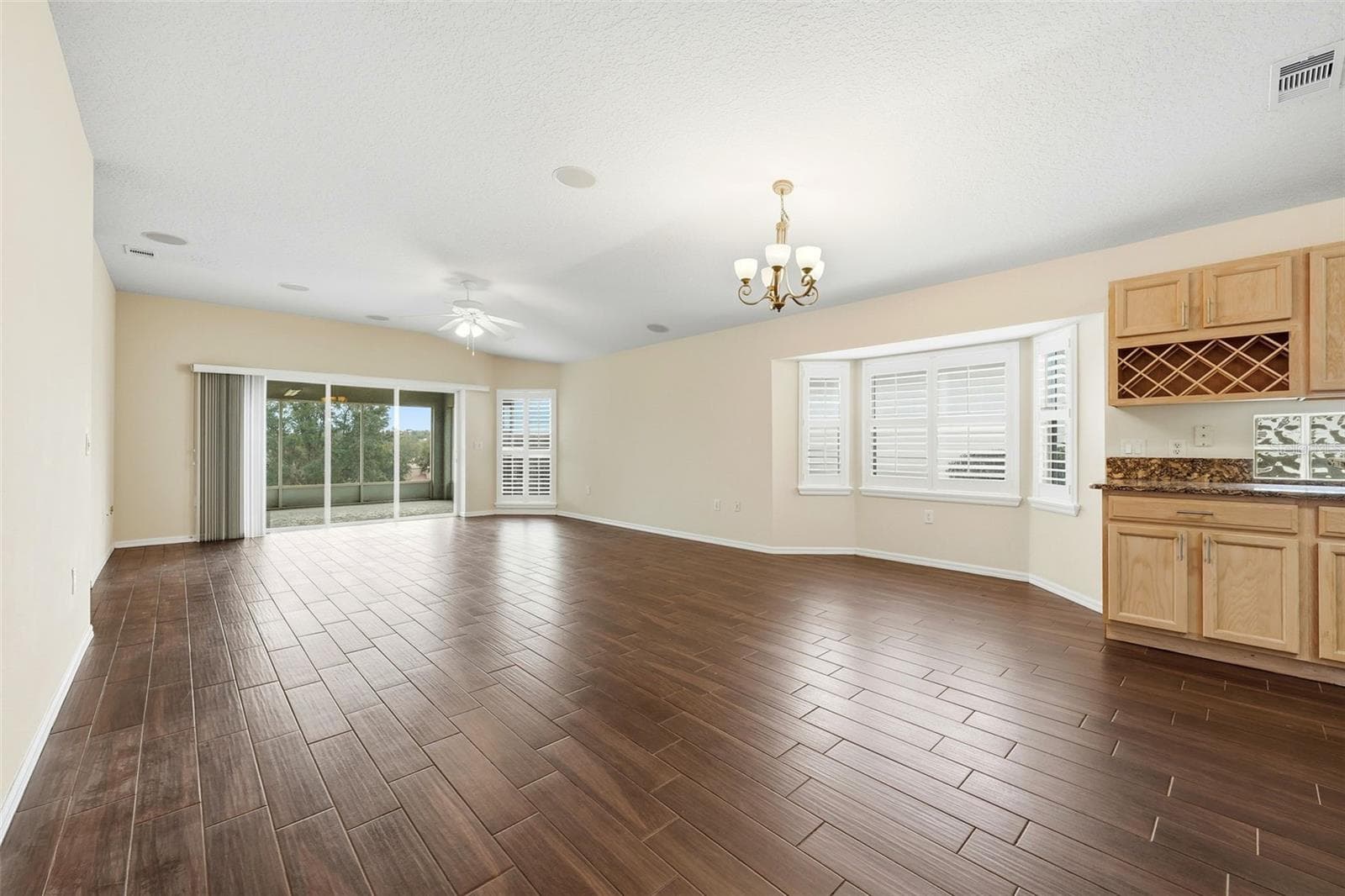 Great Room and Dining Combination - 2311 N ANDREA PT, LECANTO