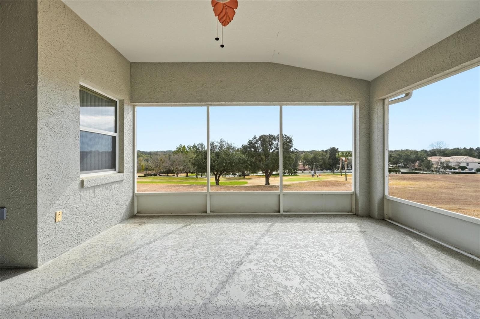 Spacious lanai with golf course view! - 2311 N ANDREA PT, LECANTO