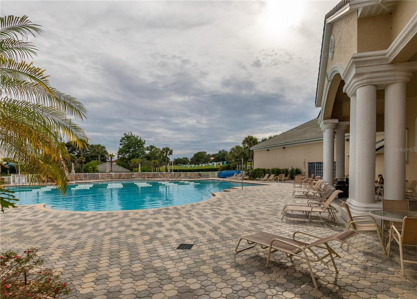 Citrus Hills outside pool - 2311 N ANDREA PT, LECANTO