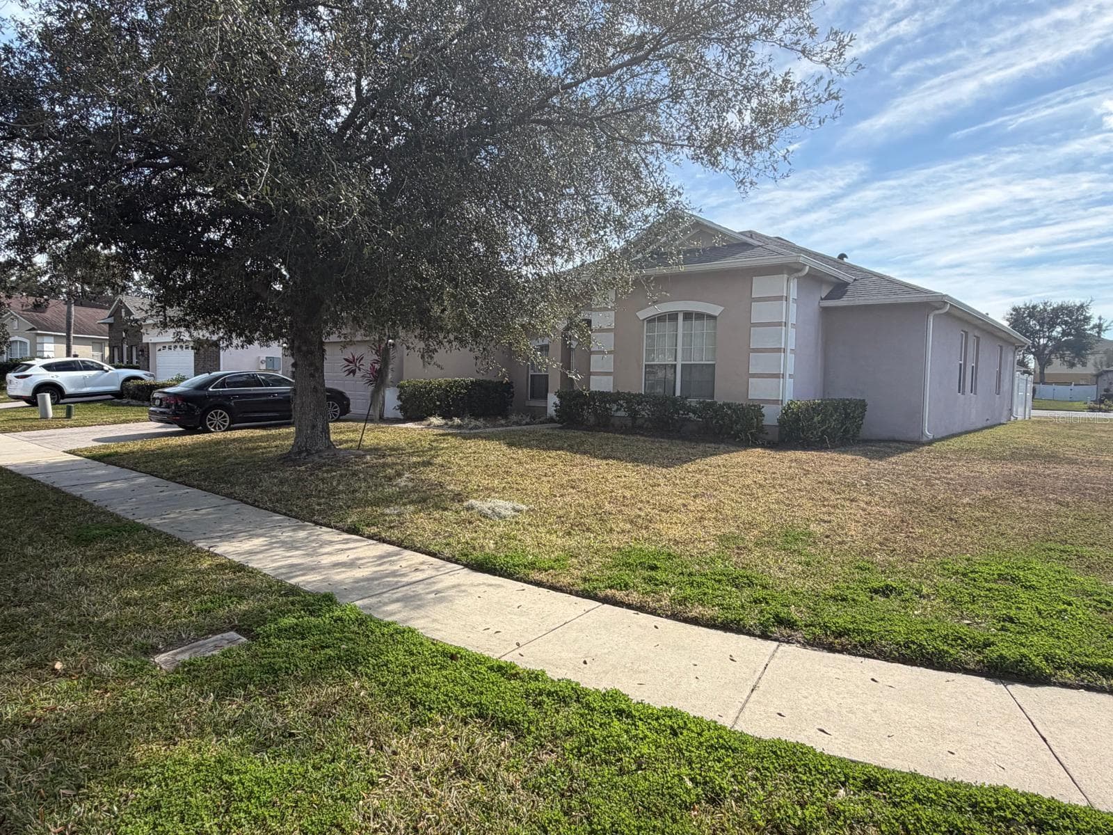 430 MERLOT DR