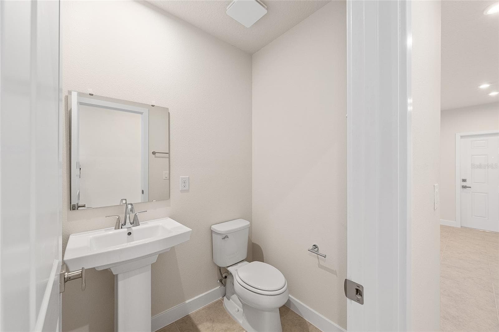 Townhouse at 1197 PORT BLUE WAY, LADY LAKE, photo 12 of 49